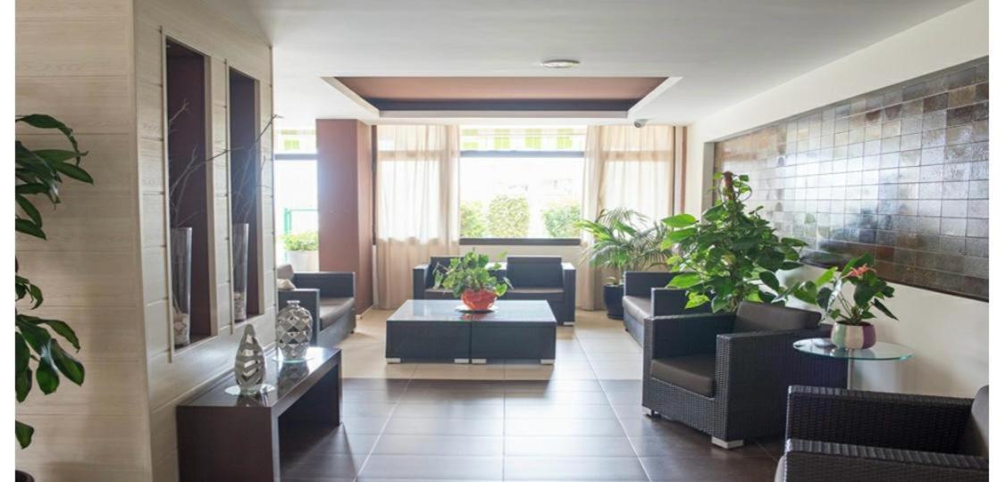 Las Americas Appartement *