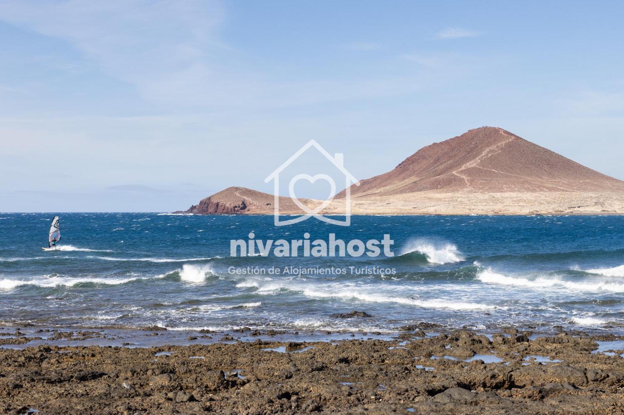 Sea Breeze El Medano, By Nivariahost *