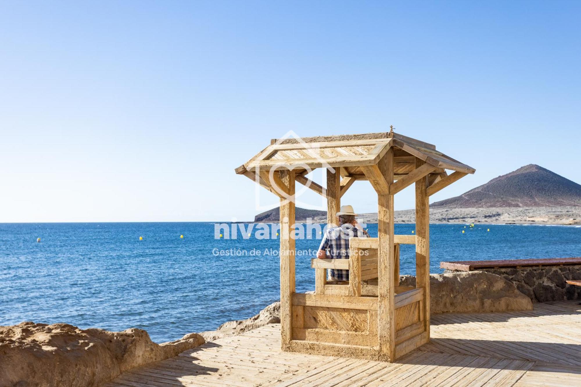 Sea Breeze El Medano, By Nivariahost