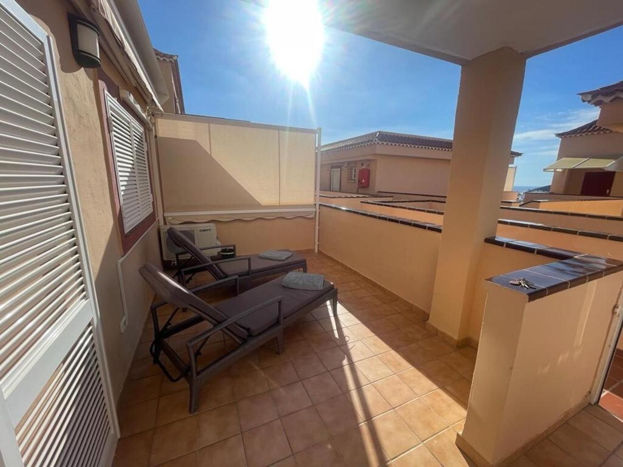 Lovely 2 Bed In Cristianos K204 Los Cristianos (Tenerife)