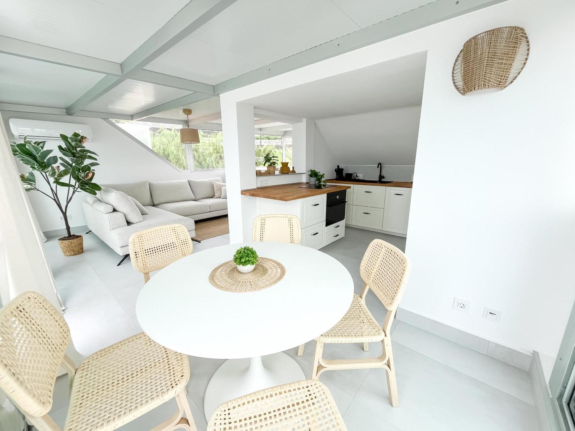 Luxury 3-bdr Families & Friends Ocean View Apartment