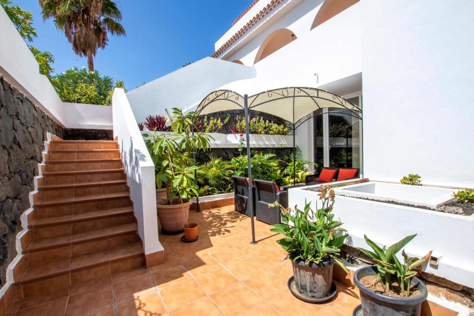 The Mango House Villa *