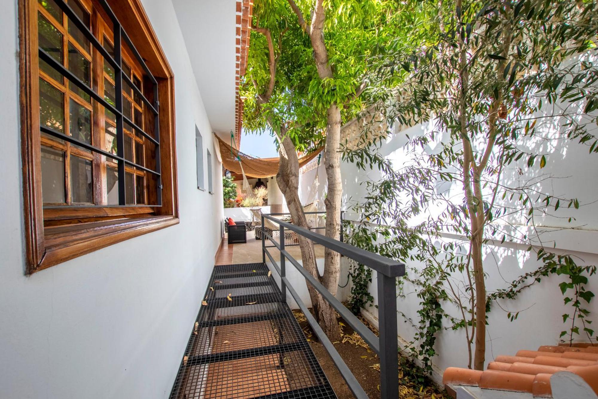 Villa The Mango House