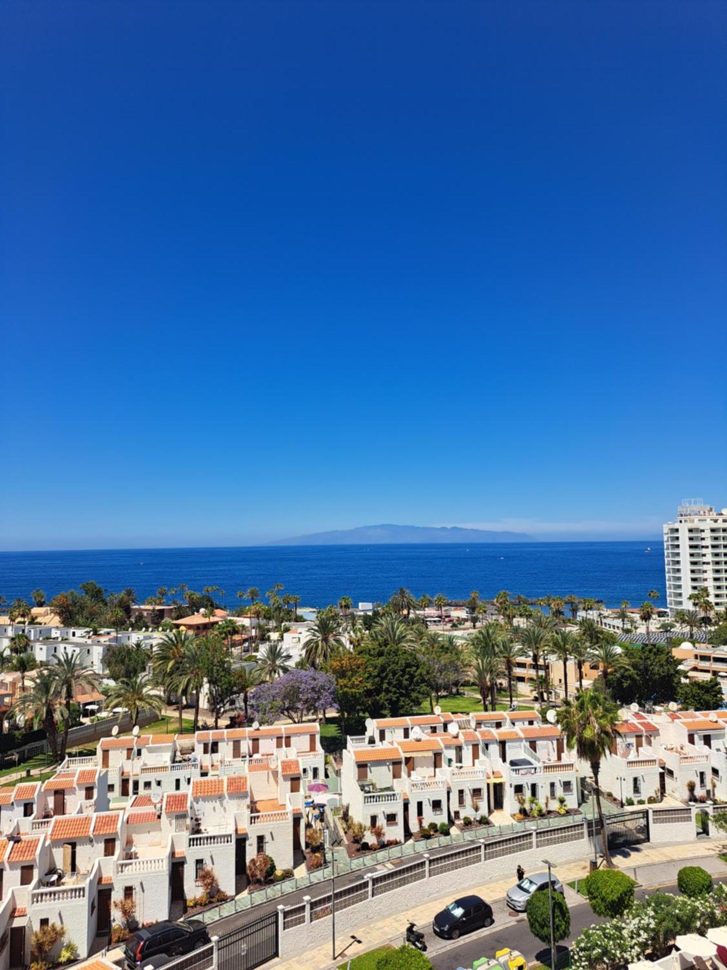 Cozy Ocean And La Gomera View