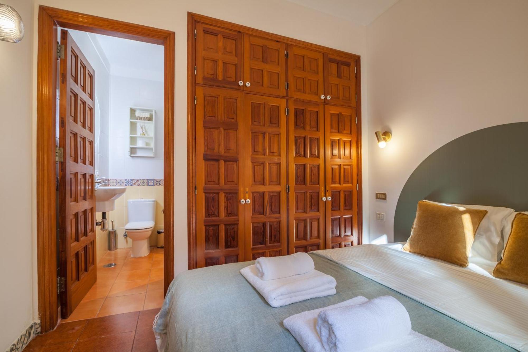 Paraiso Bamboo - 2 Bedrooms, 2 Bathrooms, Fibre Net, Heart Of The Gigantes, Tv Channels *