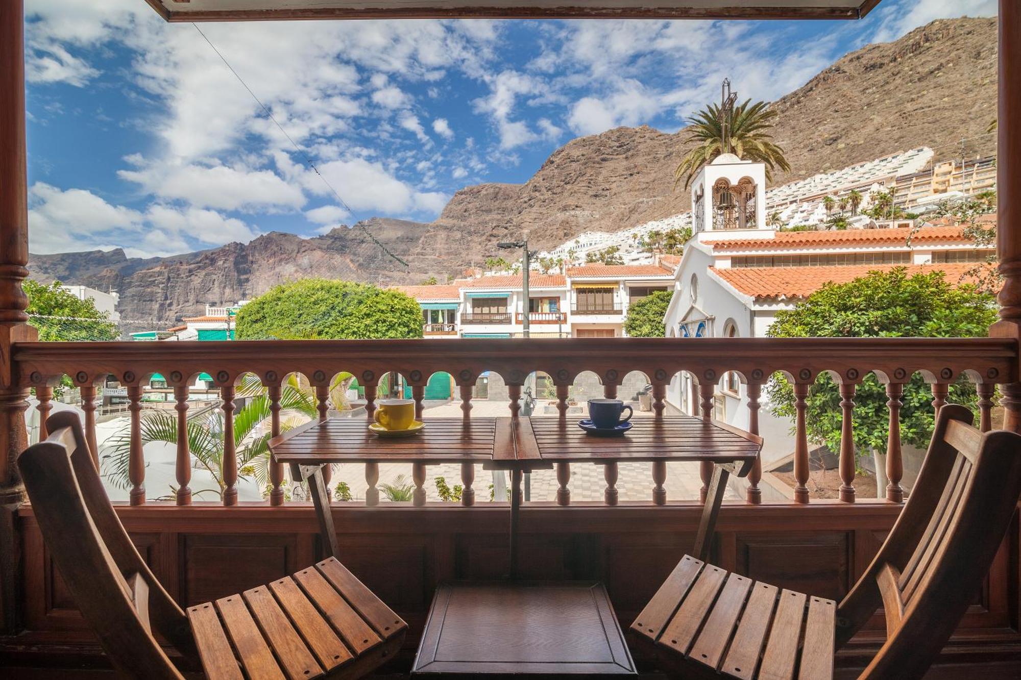 Paraiso Bamboo - 2 Bedrooms, 2 Bathrooms, Fibre Net, Heart Of The Gigantes, Tv Channels Apartment *