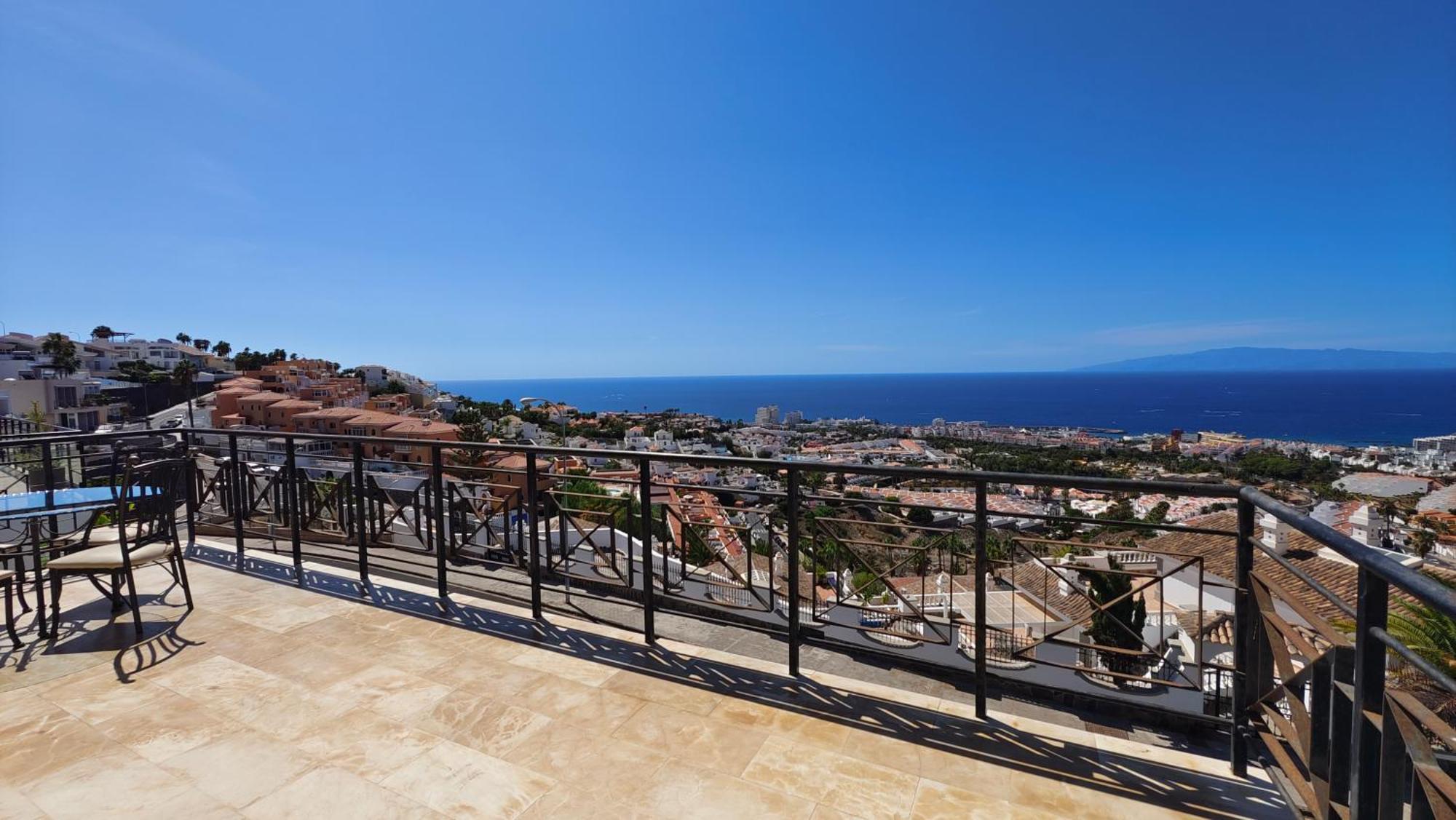 Luxury With Fantastic Ocean Views And Private Pool