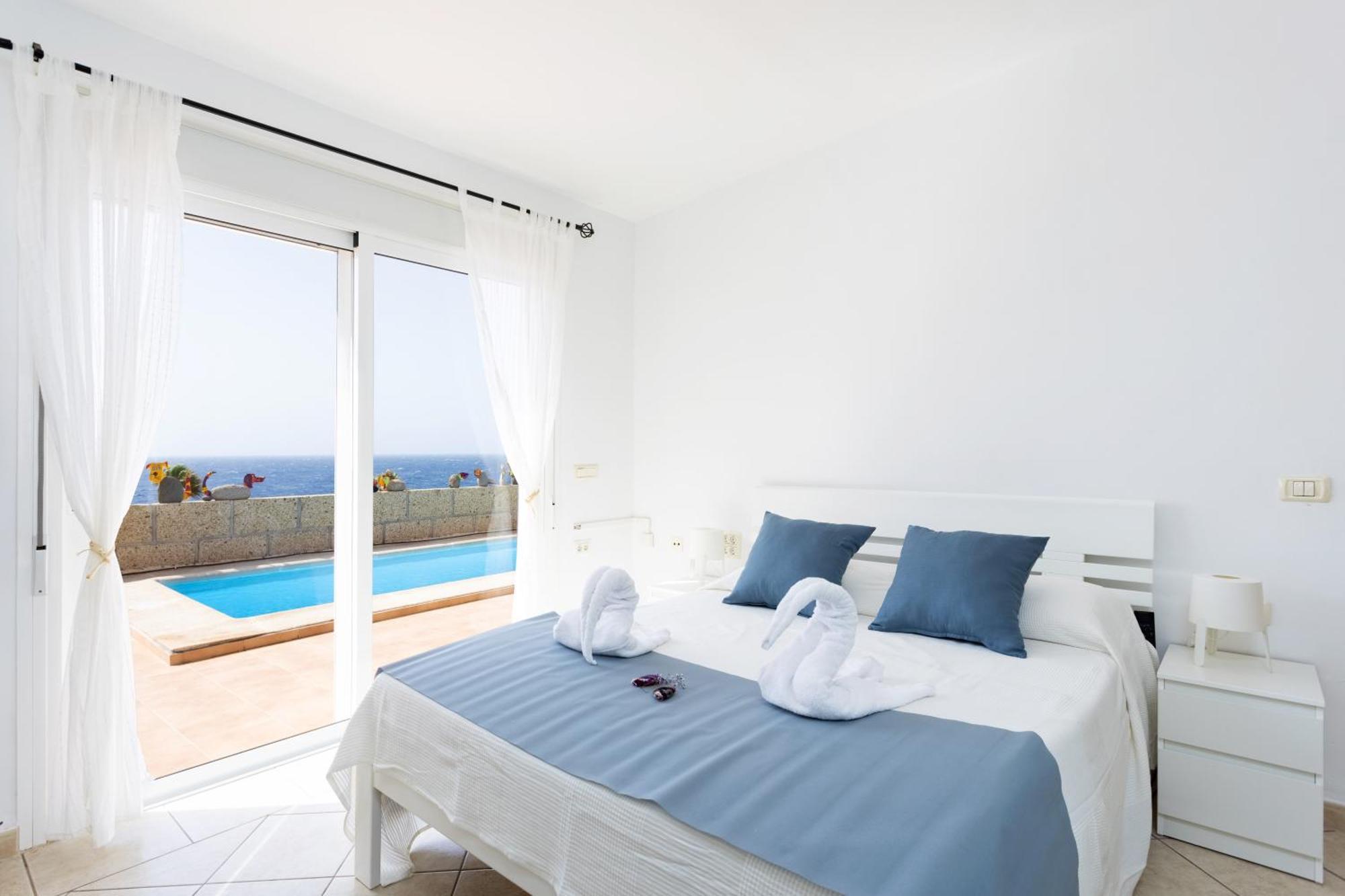 Hébergement de vacances Casa Almendra - Private Pool - Ocean View - Bbq - Garden - Terrace - Free Wifi - Child & Pet-friendly - 4 Bedrooms - 8 People *