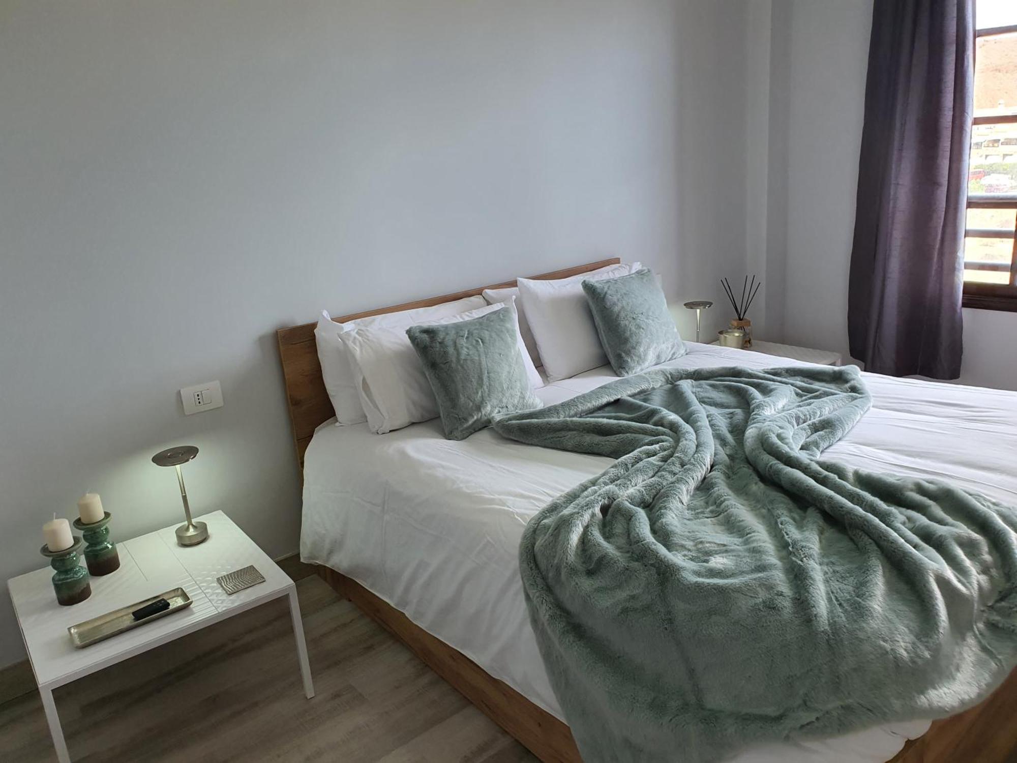 Boutique One Bed Sea Views And Free Wifi