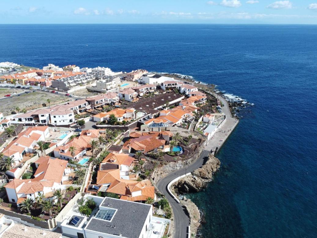 Casa Higo - Private Pool - Ocean View - Bbq - Terrace - Free Wifi - Child & Pet-friendly - 3 Bedrooms - 6 People Villa *