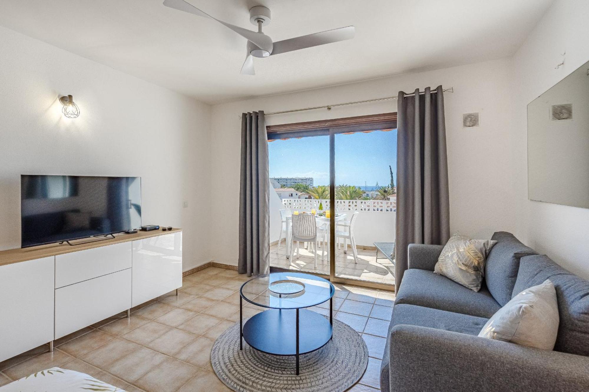 Appartement Heated Pool Marina Primavera *