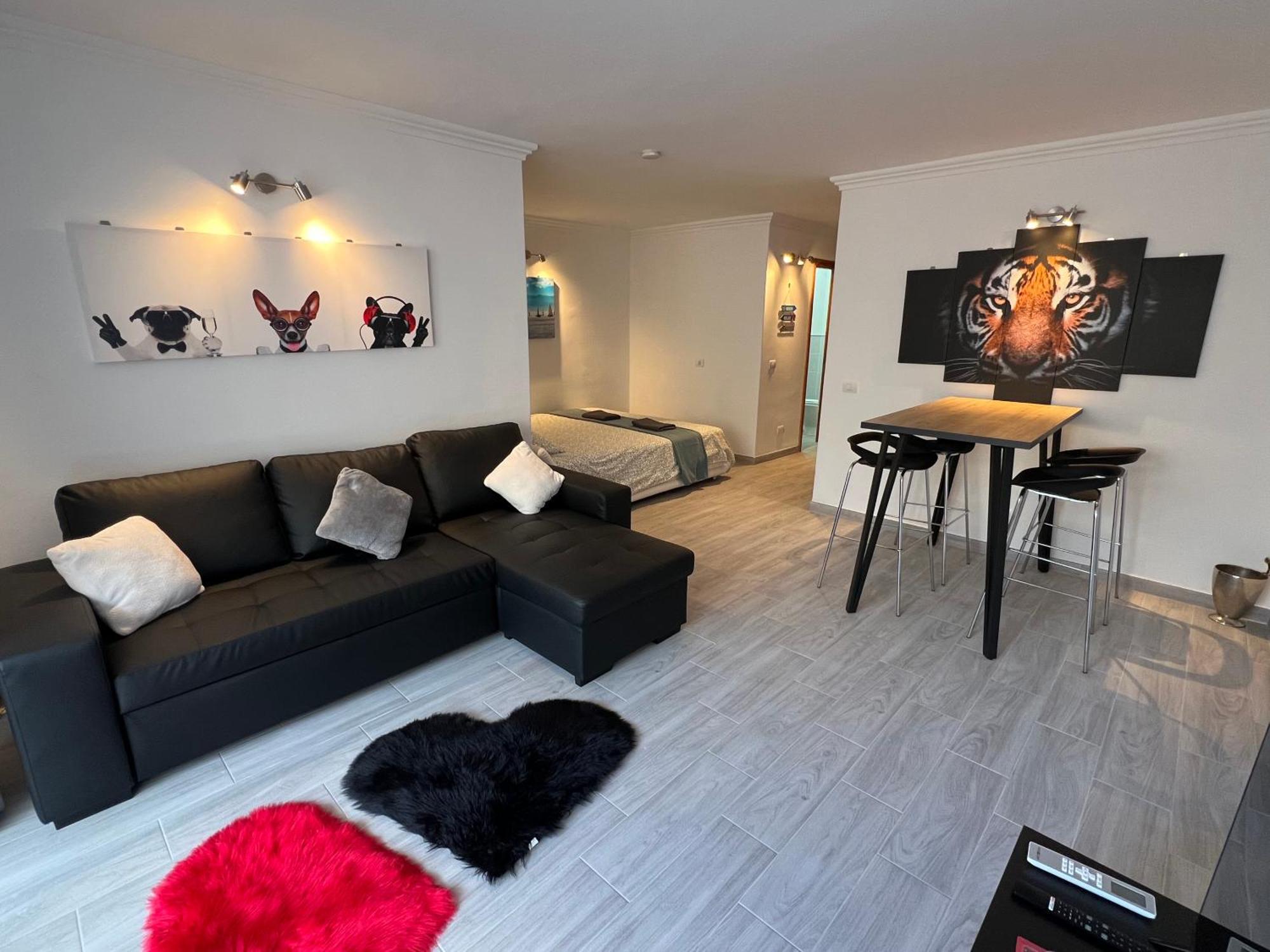 Air Conditioning, Private Parking And Fully Equipped Kitchen In In Golf Del Sur, Tenerife * San Miguel de Abona
