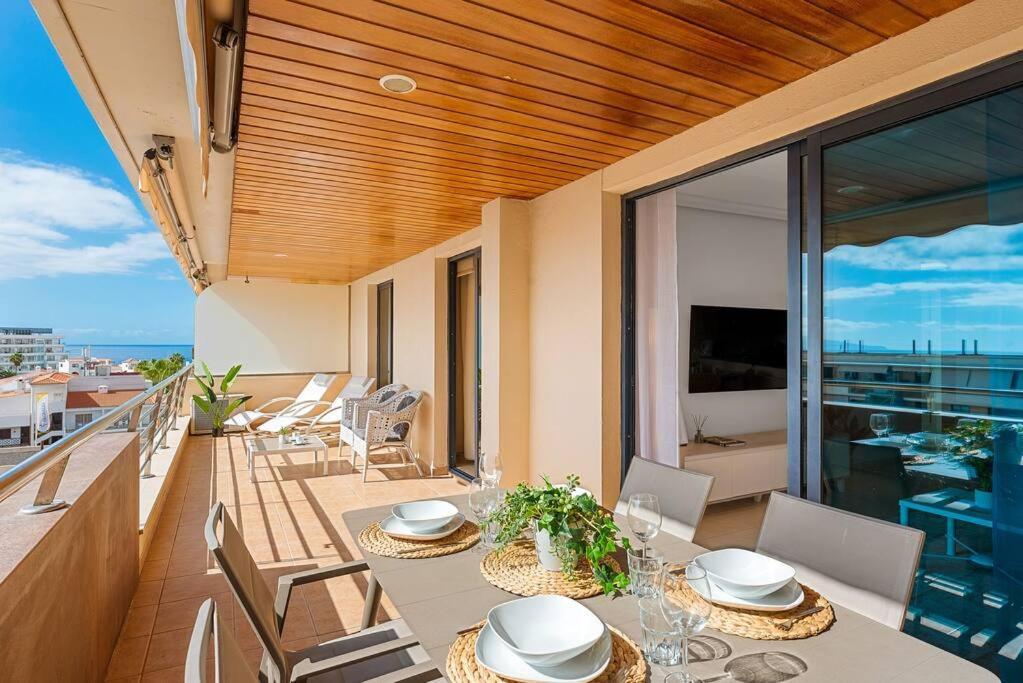 2bdr Ocean And La Gomera Vista Getaway *