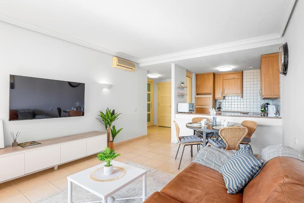 2bdr Ocean And La Gomera Vista Getaway Appartement *