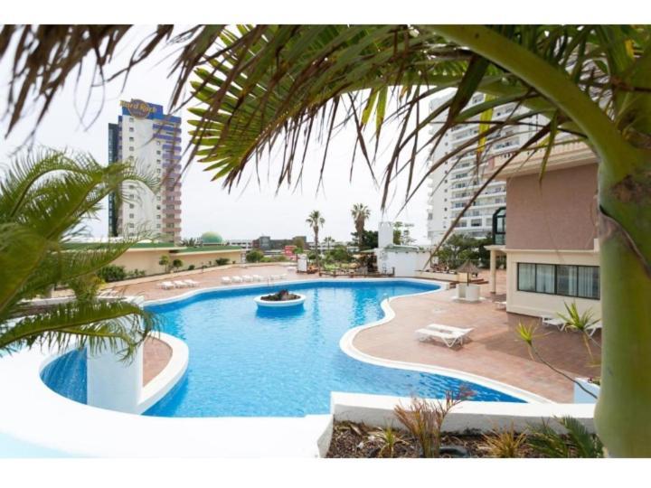 Club Paraiso For Holiday