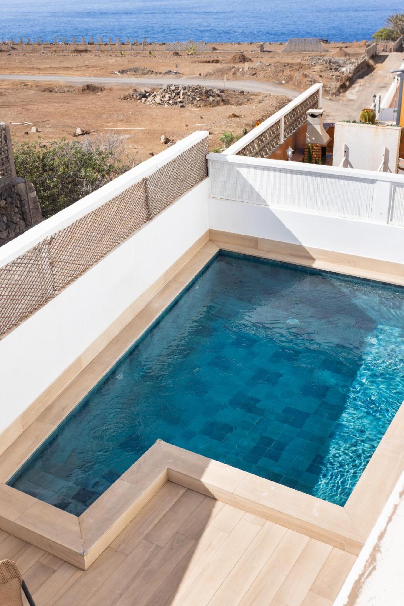 Apartment Lilias - Private Heatable Pool, Bbq, Free Wifi *