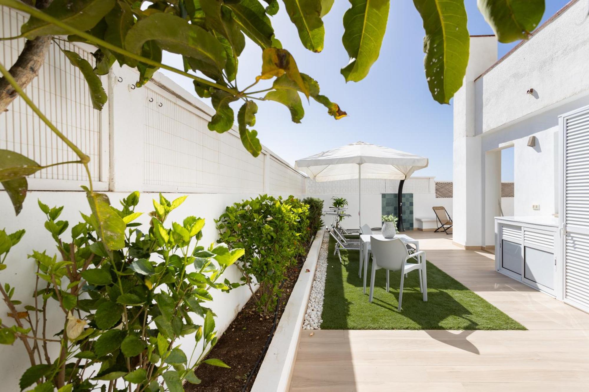 Lilias - Private Heatable Pool, Bbq, Free Wifi * Puerto de Santiago (Tenerife)