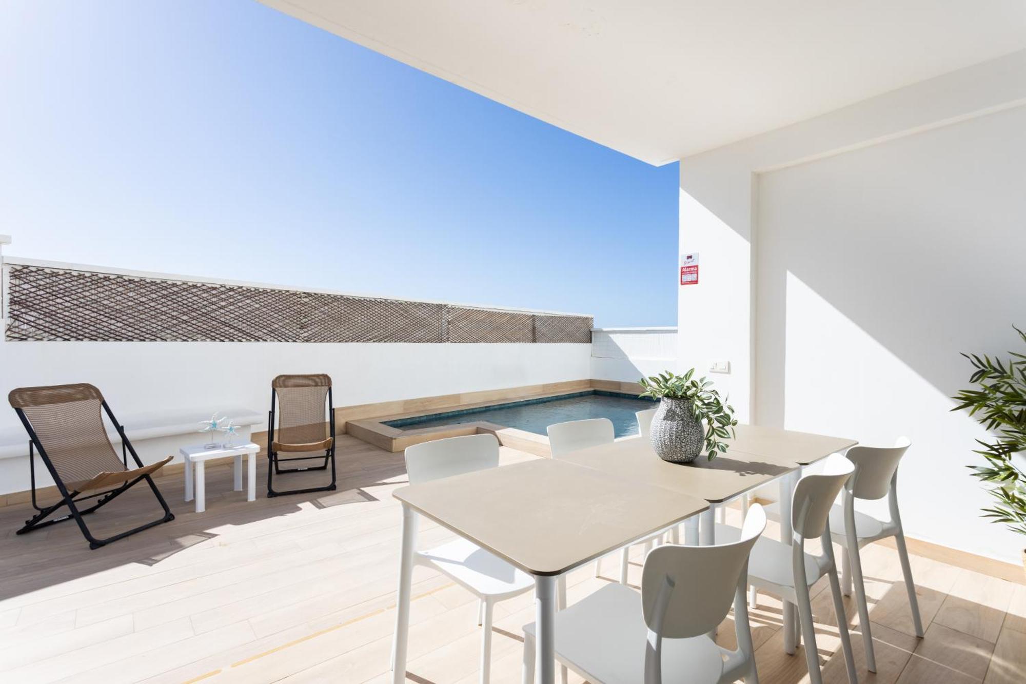 Lilias - Private Heatable Pool, Bbq, Free Wifi Apartment