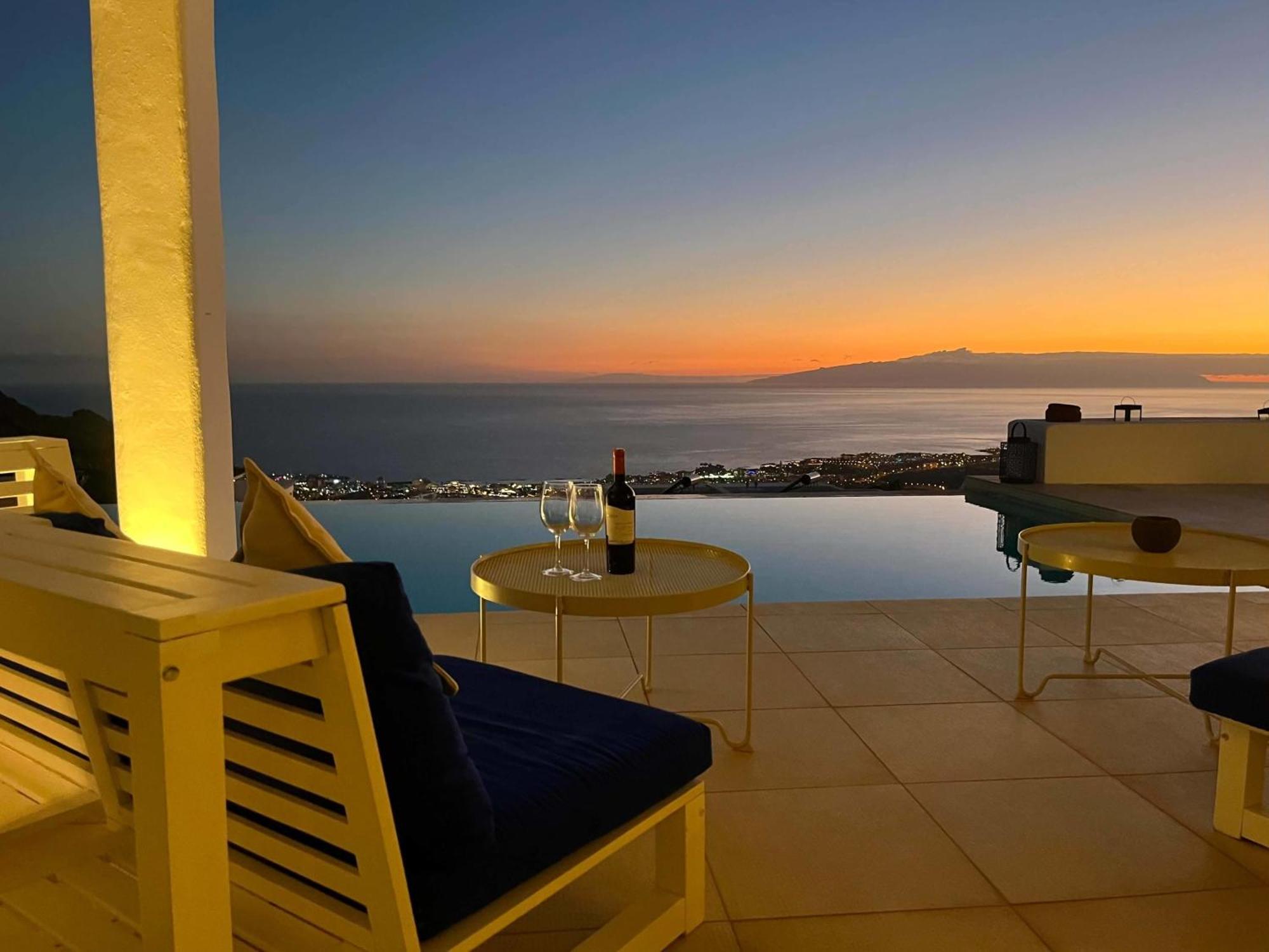 Itaca Vista Mar Y Piscina Climatizada * Costa Adeje (Tenerife)