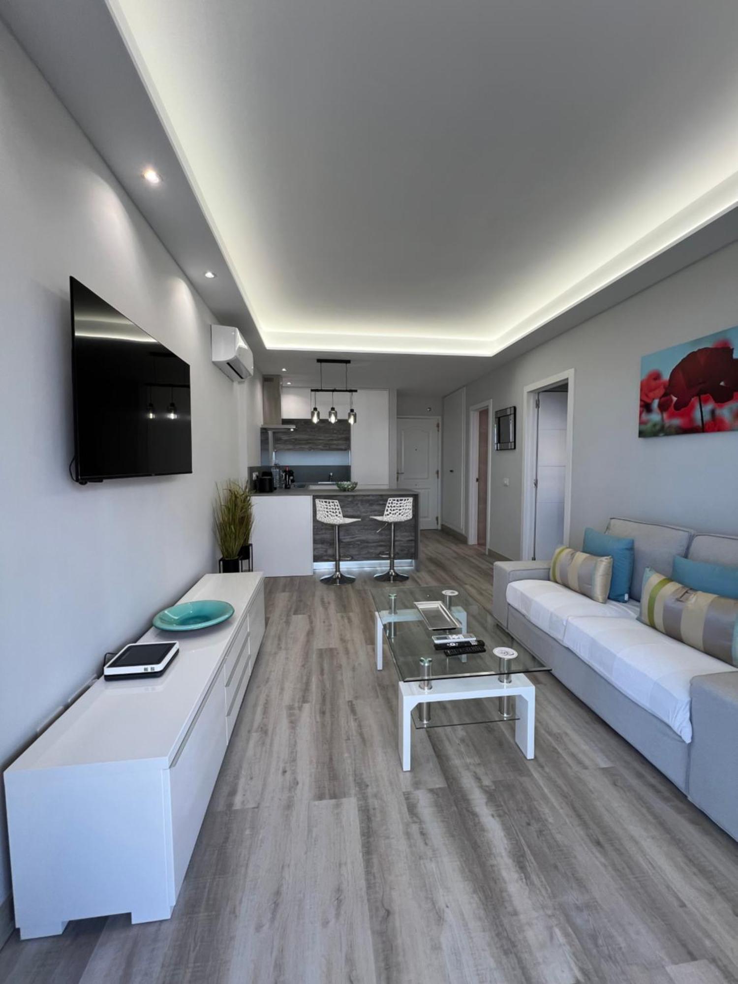 Boutique One Bed Sea Views And Free Wifi