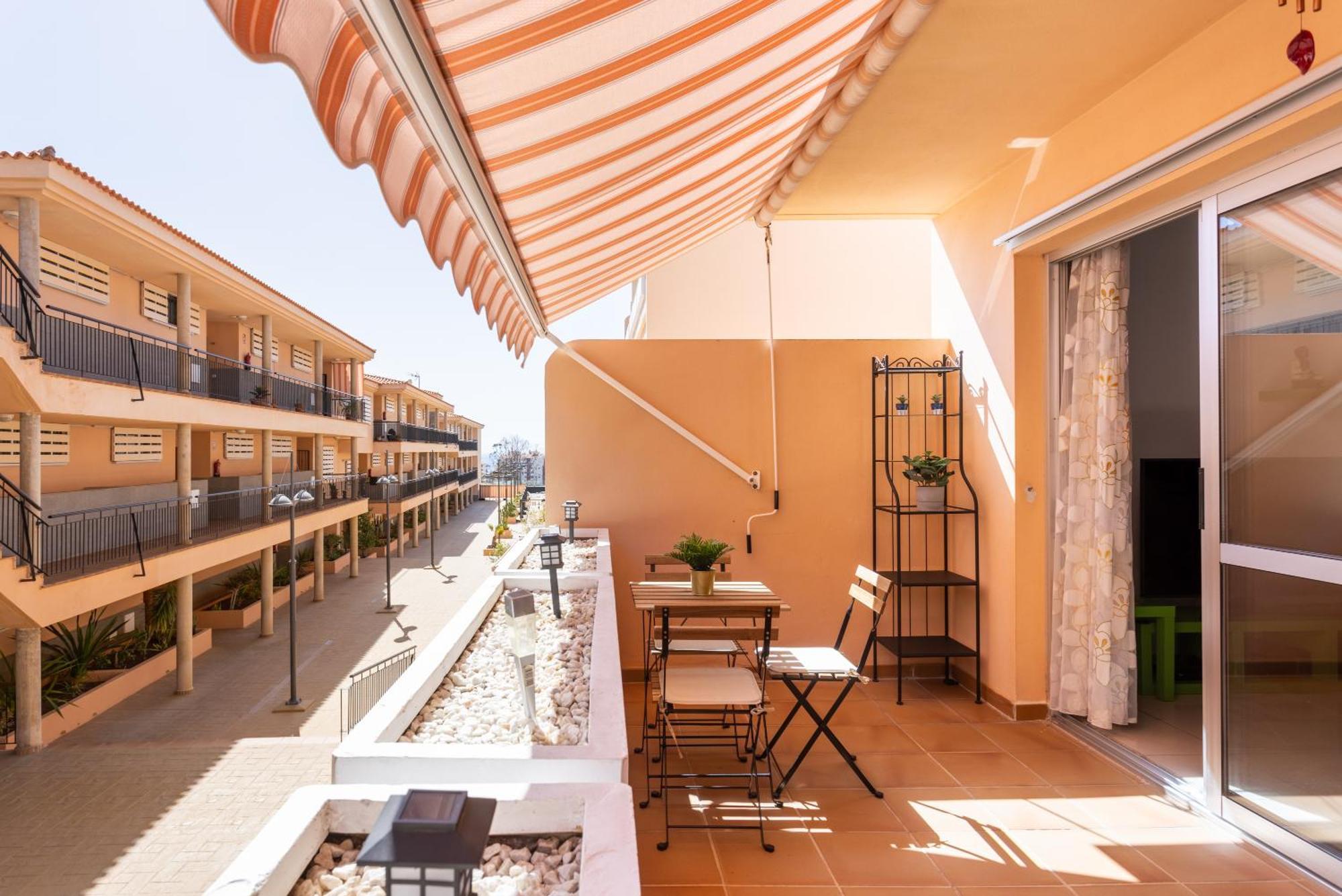 Seres , Balcon Y Piscina Apartment *