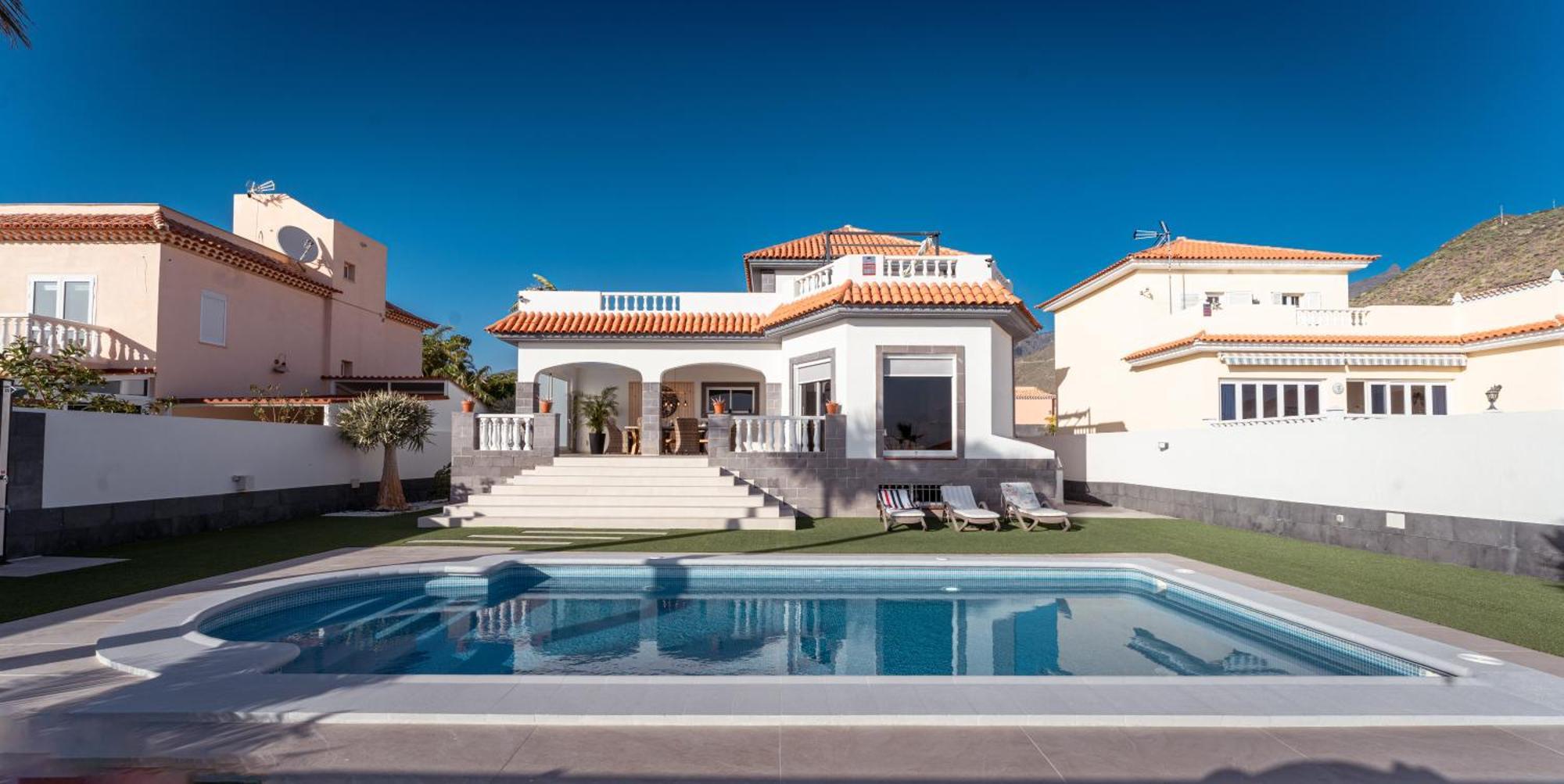 Rico Del Sol Villa