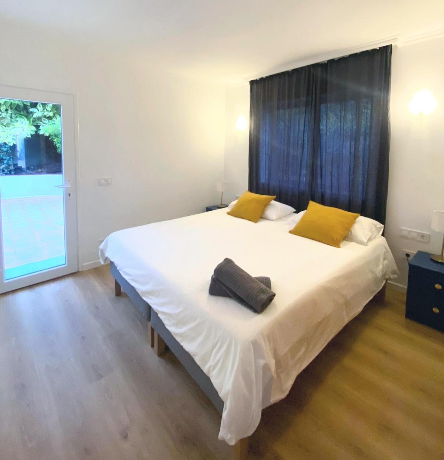 Heated Pool With Sea View Tranquil Retreat At Malvasia Garden Сasa de vacaciones *