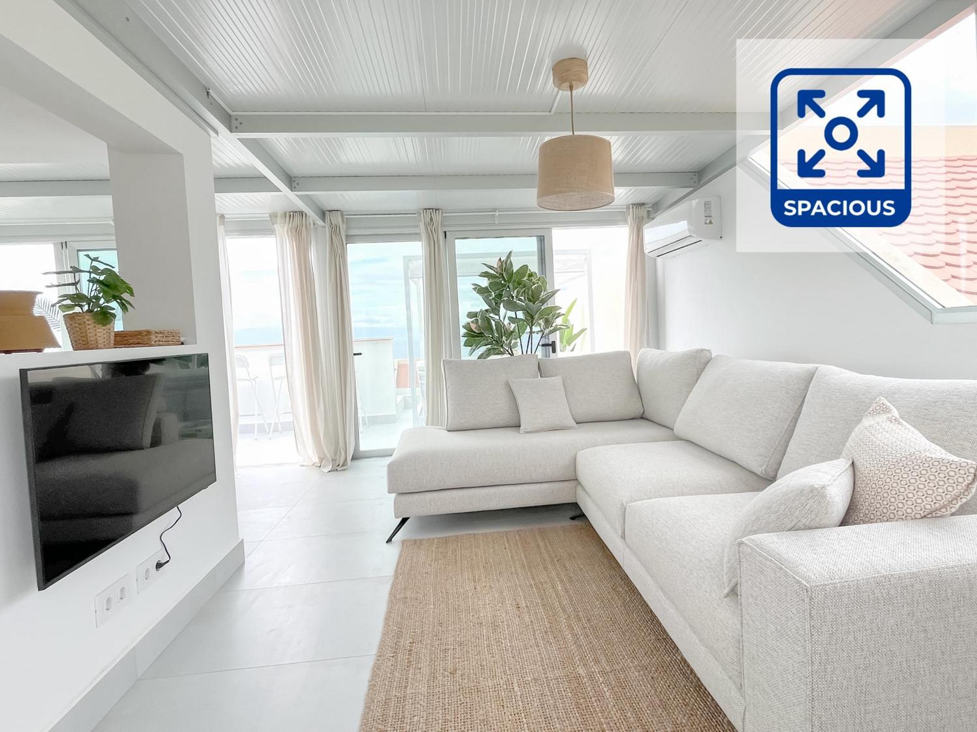 Luxury 3-bdr Families & Friends Ocean View Apartment