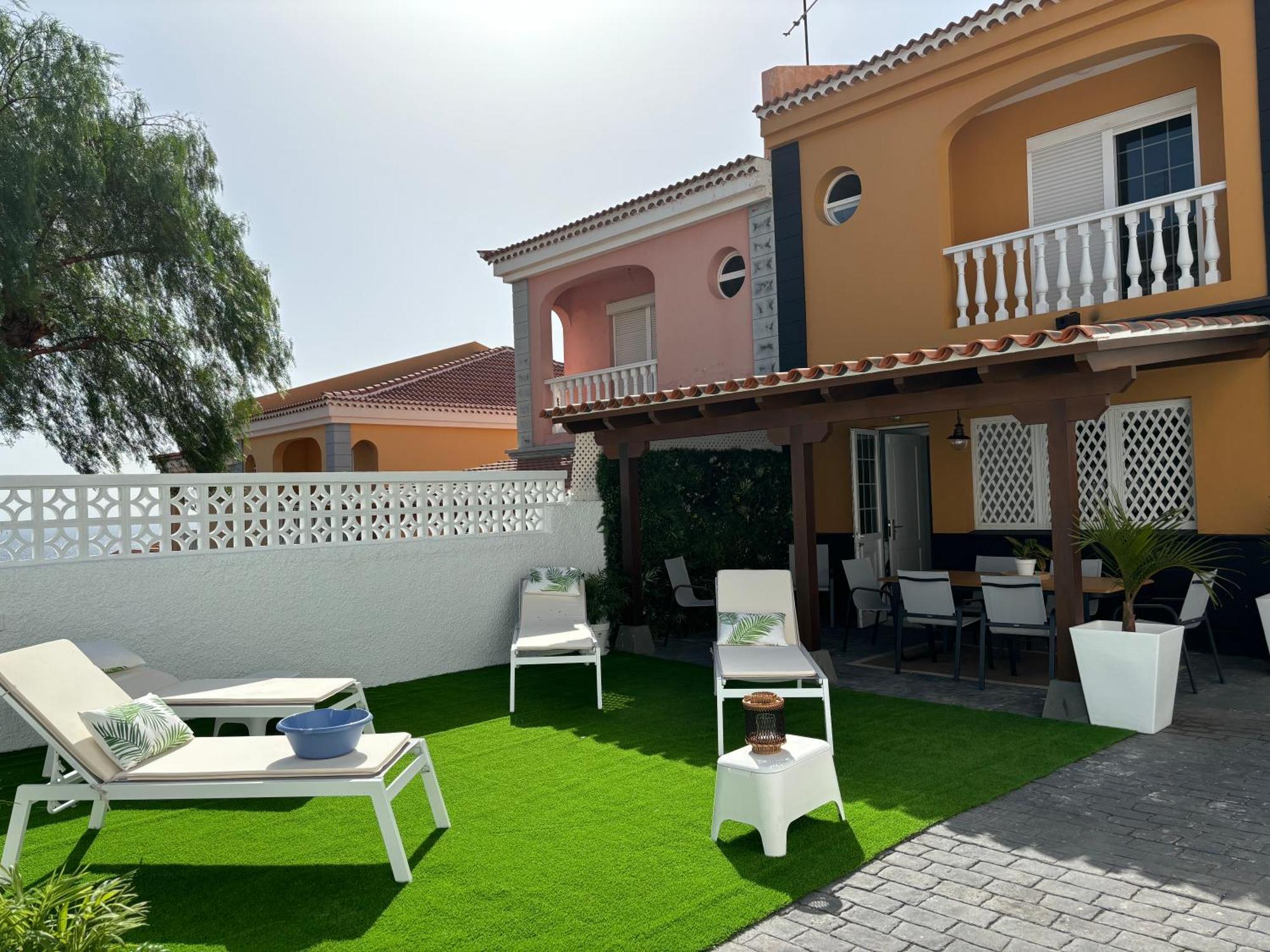 Holiday home Caletillas *