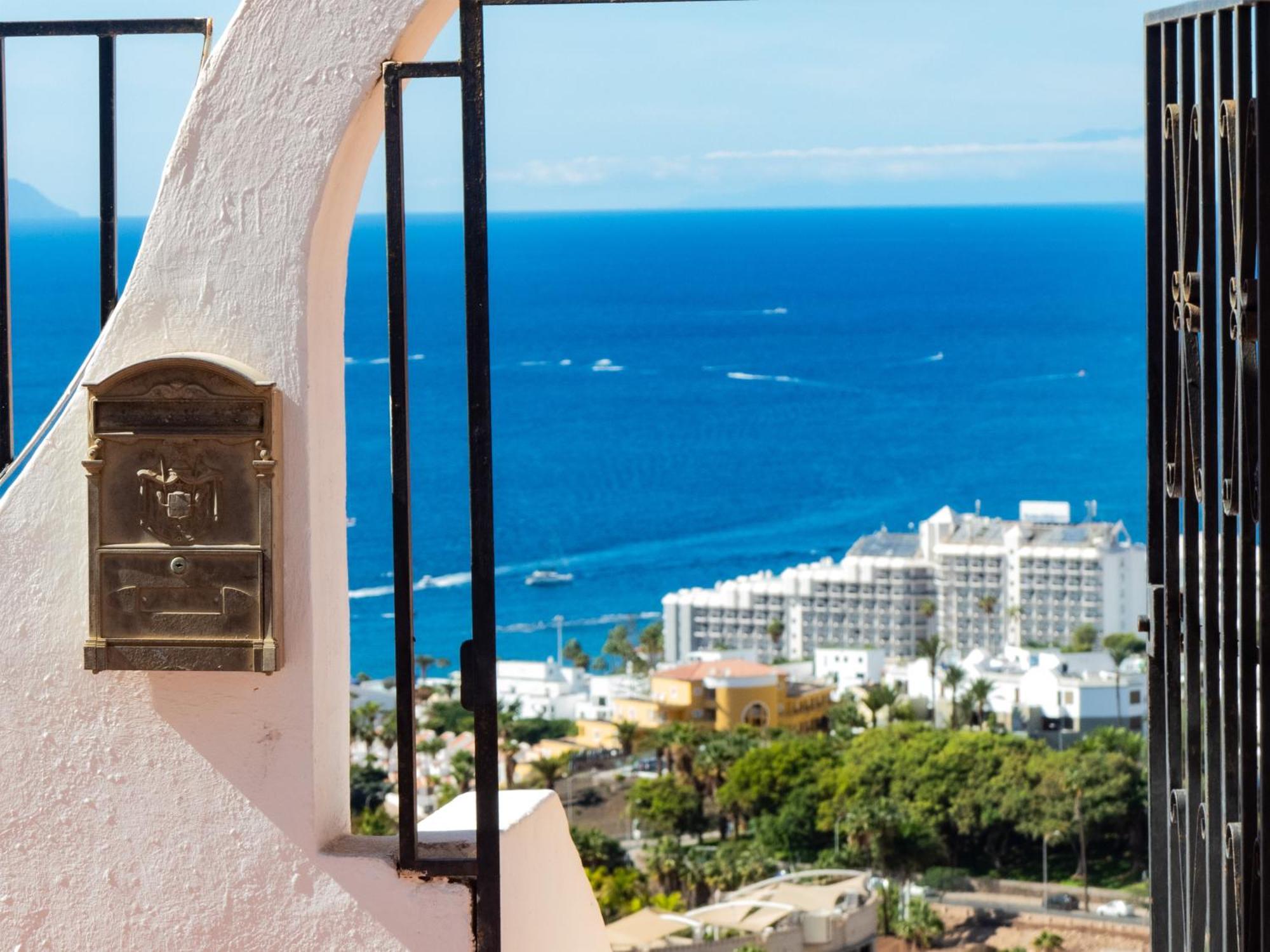 Ocean View Apartment,