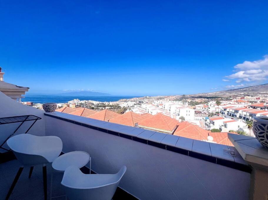 Ocean View With Pools Apartamento