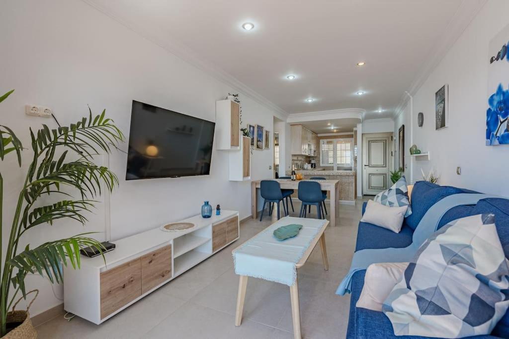 Apartamento Seaside With Spacious Terrace, Pool, And Wi-fi Santa Cruz de Tenerife