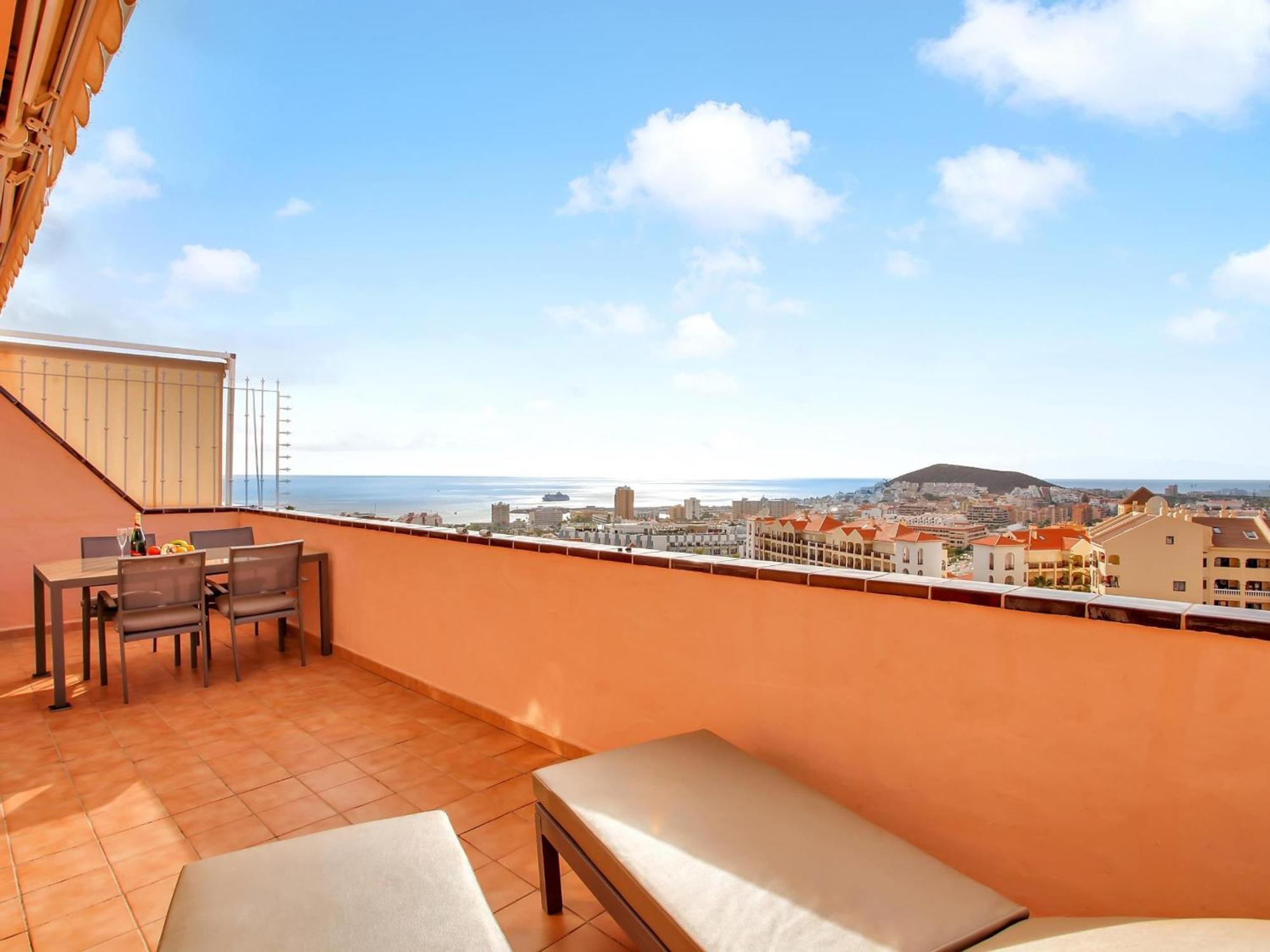 Atico De Lujo Con Gran Terraza, Piscina Climatizada Y Parking En Cristianos - Es-347-4 Arona (Tenerife)