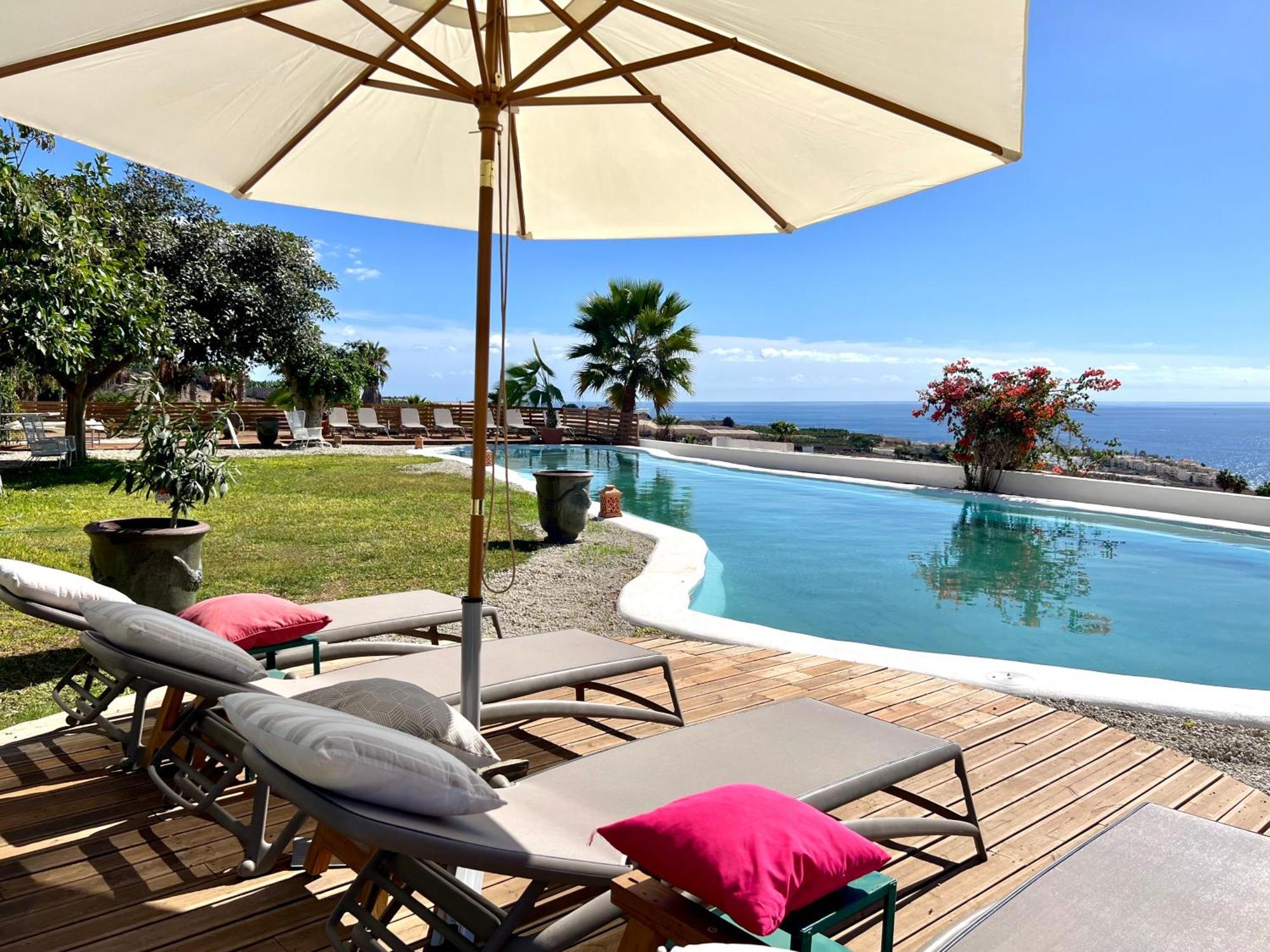 Spacious, Well Appointed, In A Wonderful Raised Location And Stunning Sea Views