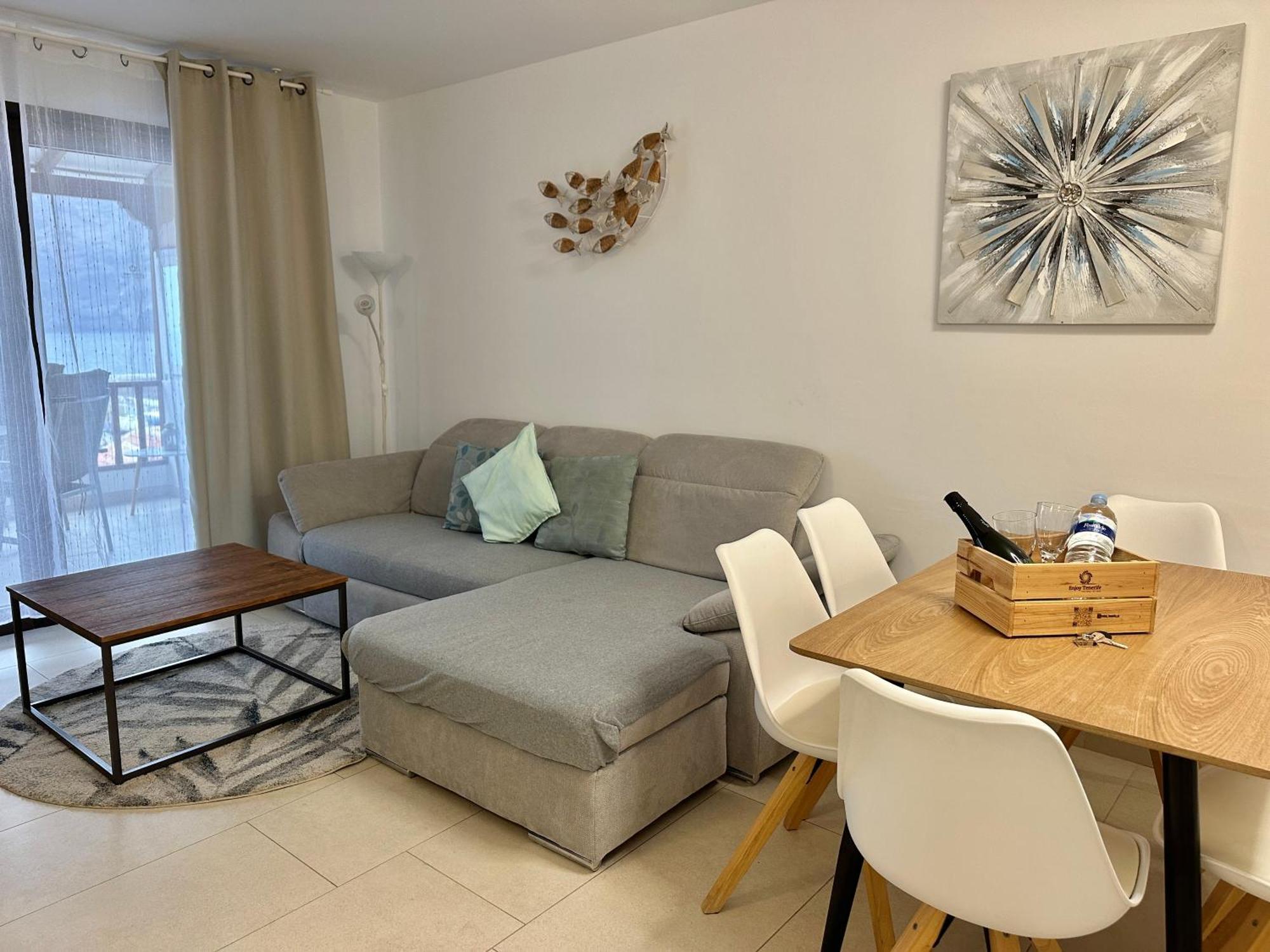 Capitain Jane's Beachside Haven Apartment *