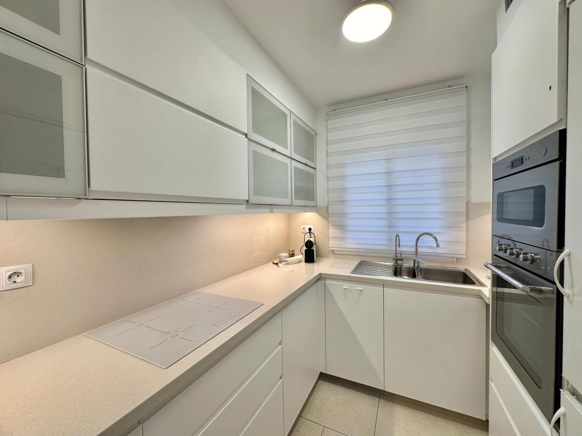Capitain Jane's Beachside Haven Apartment