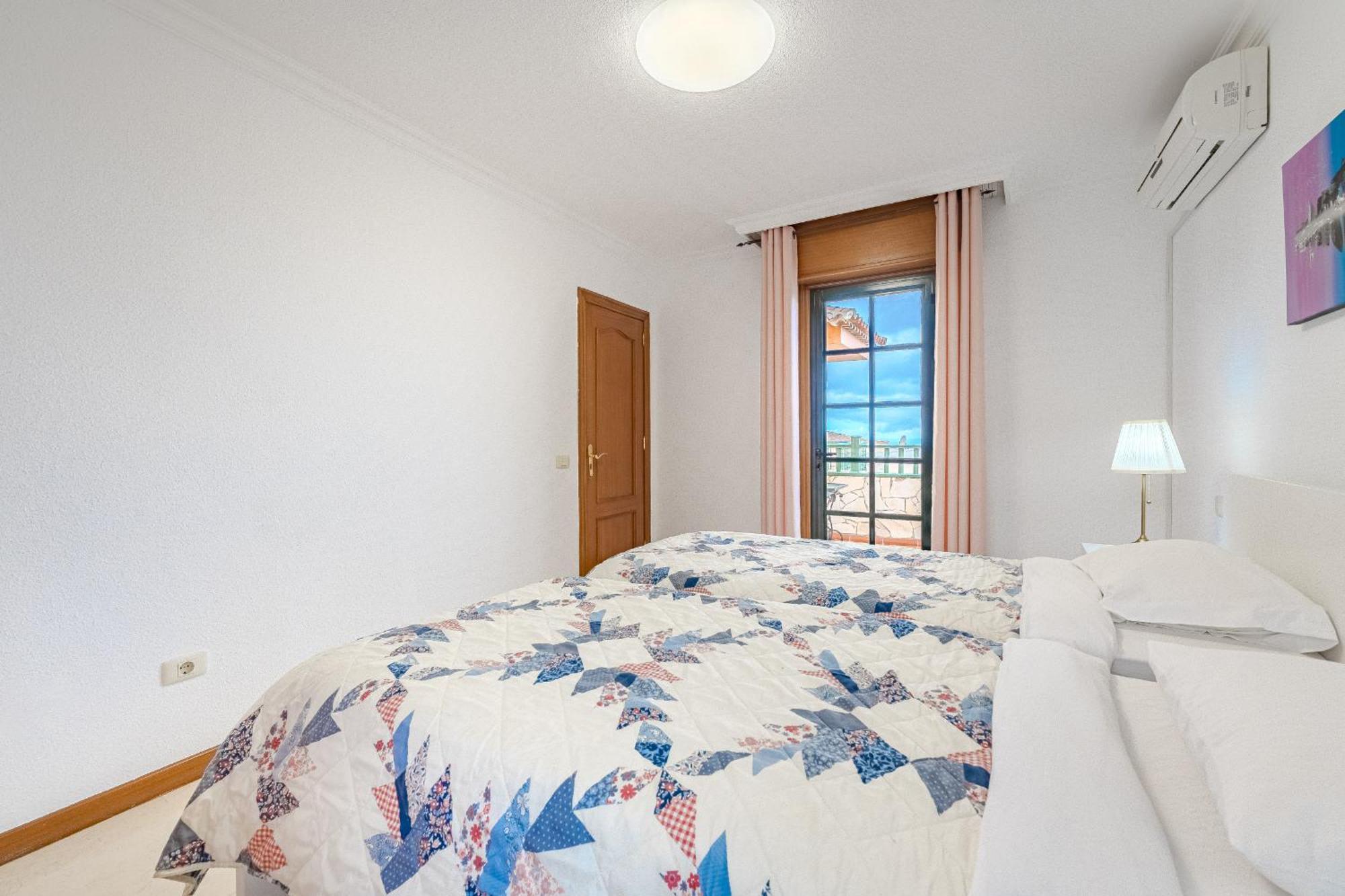 - 3 Bedroom House With Pool