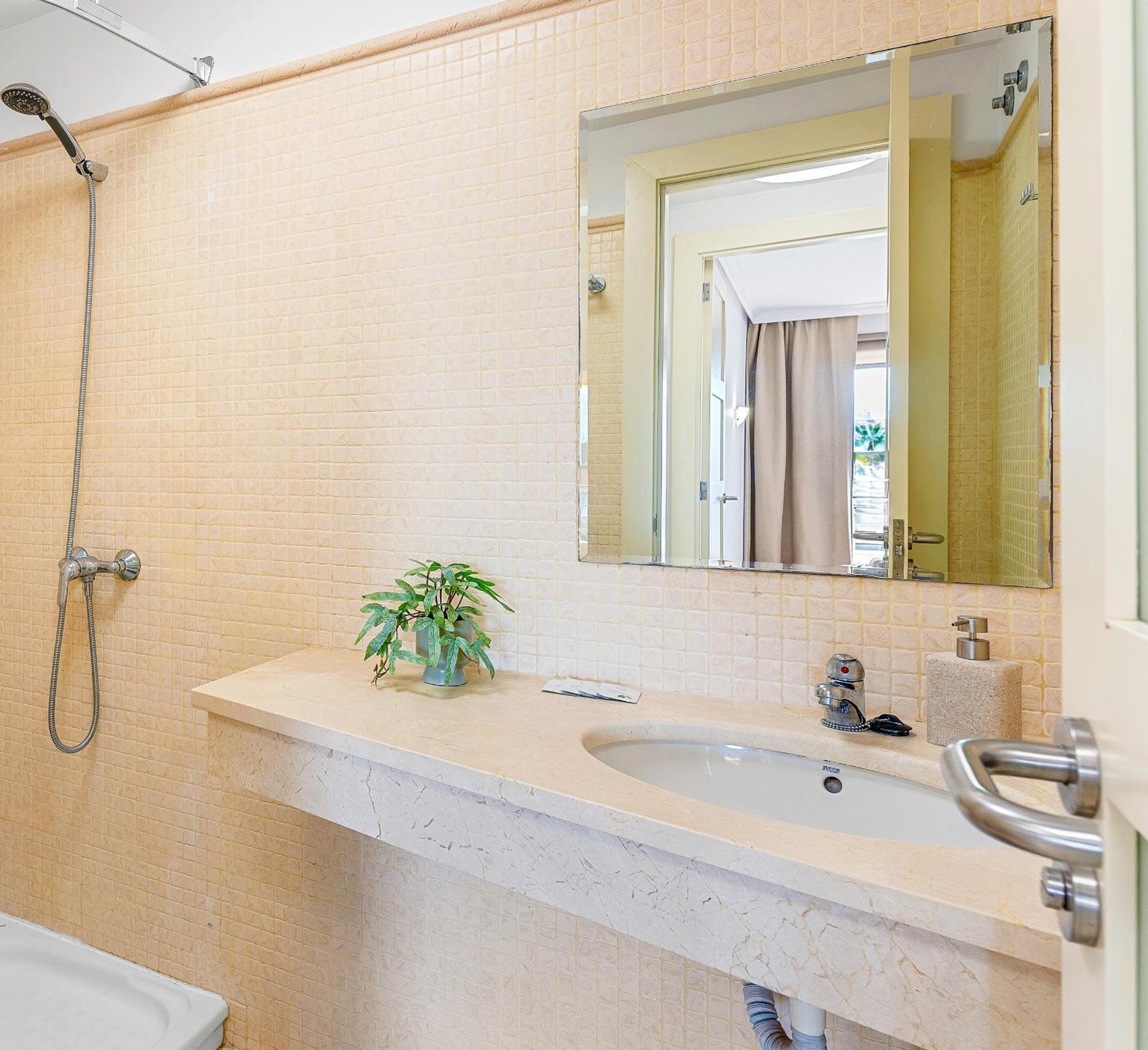 Appartement 2bdr Ocean And La Gomera Vista Getaway Puerto de Santiago (Tenerife)