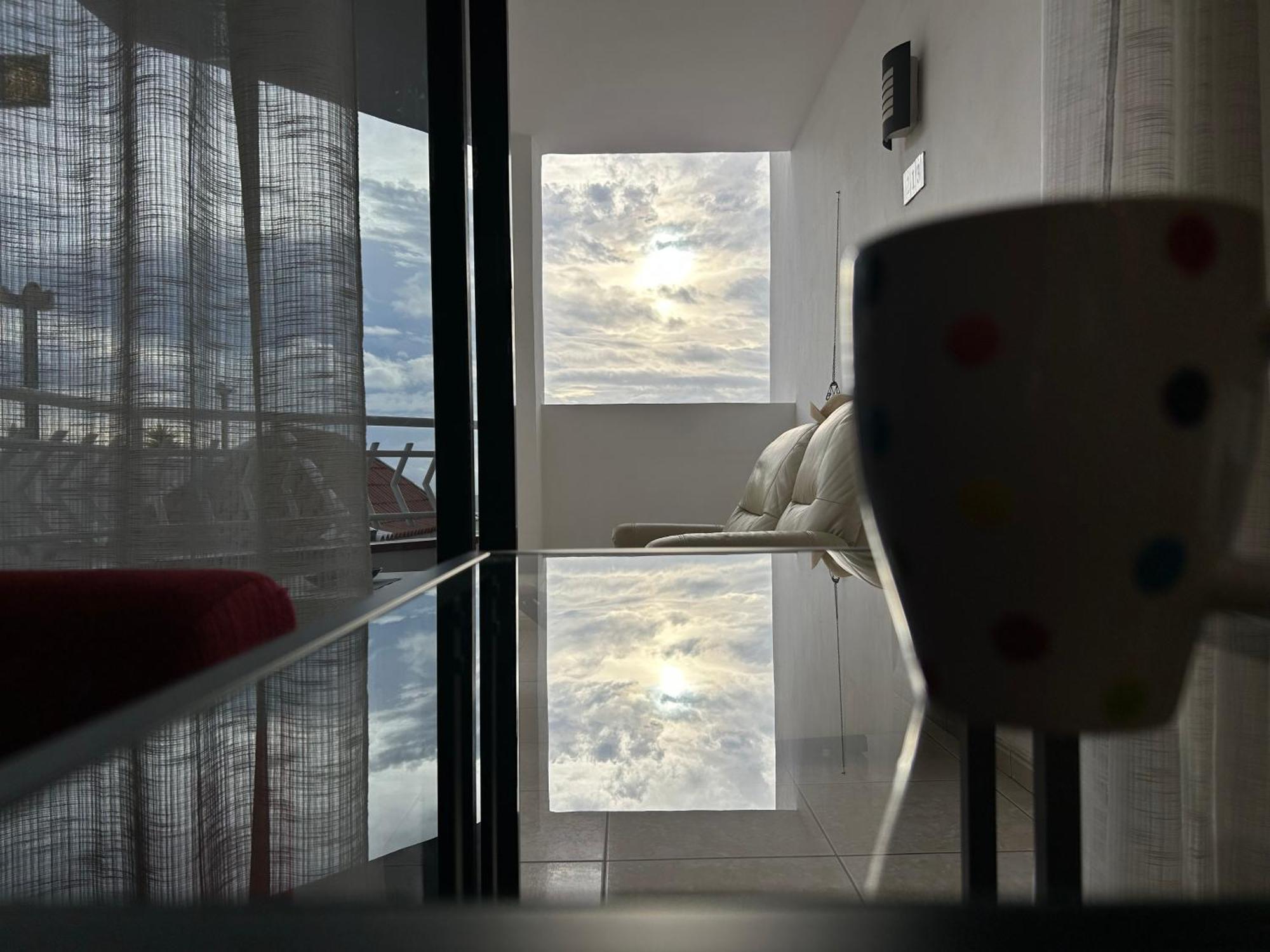 Modern Apartment, Heated Pool & 2 Terraces Apartamento *