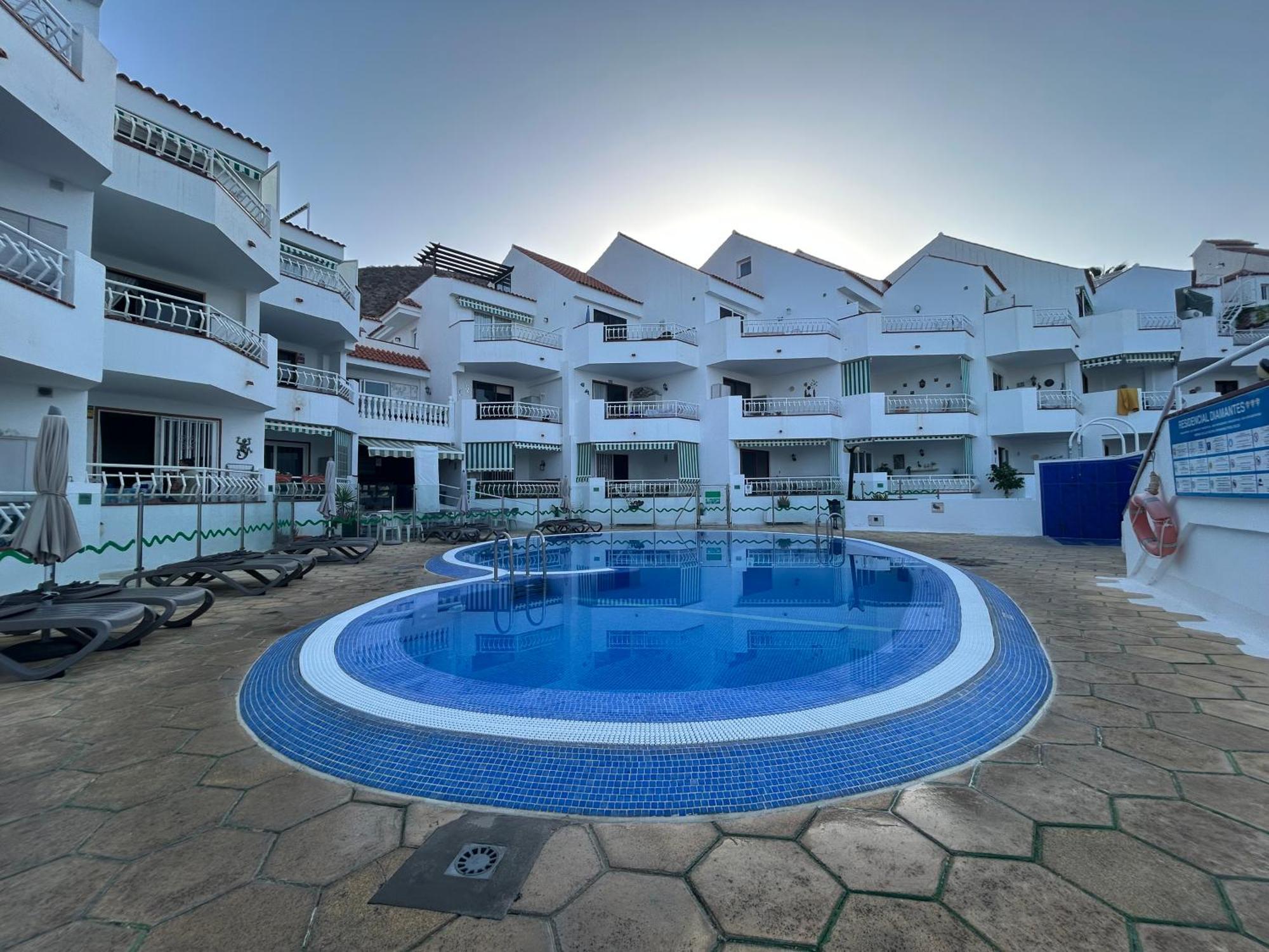Apartamento Modern Apartment, Heated Pool & 2 Terraces Los Cristianos (Tenerife)