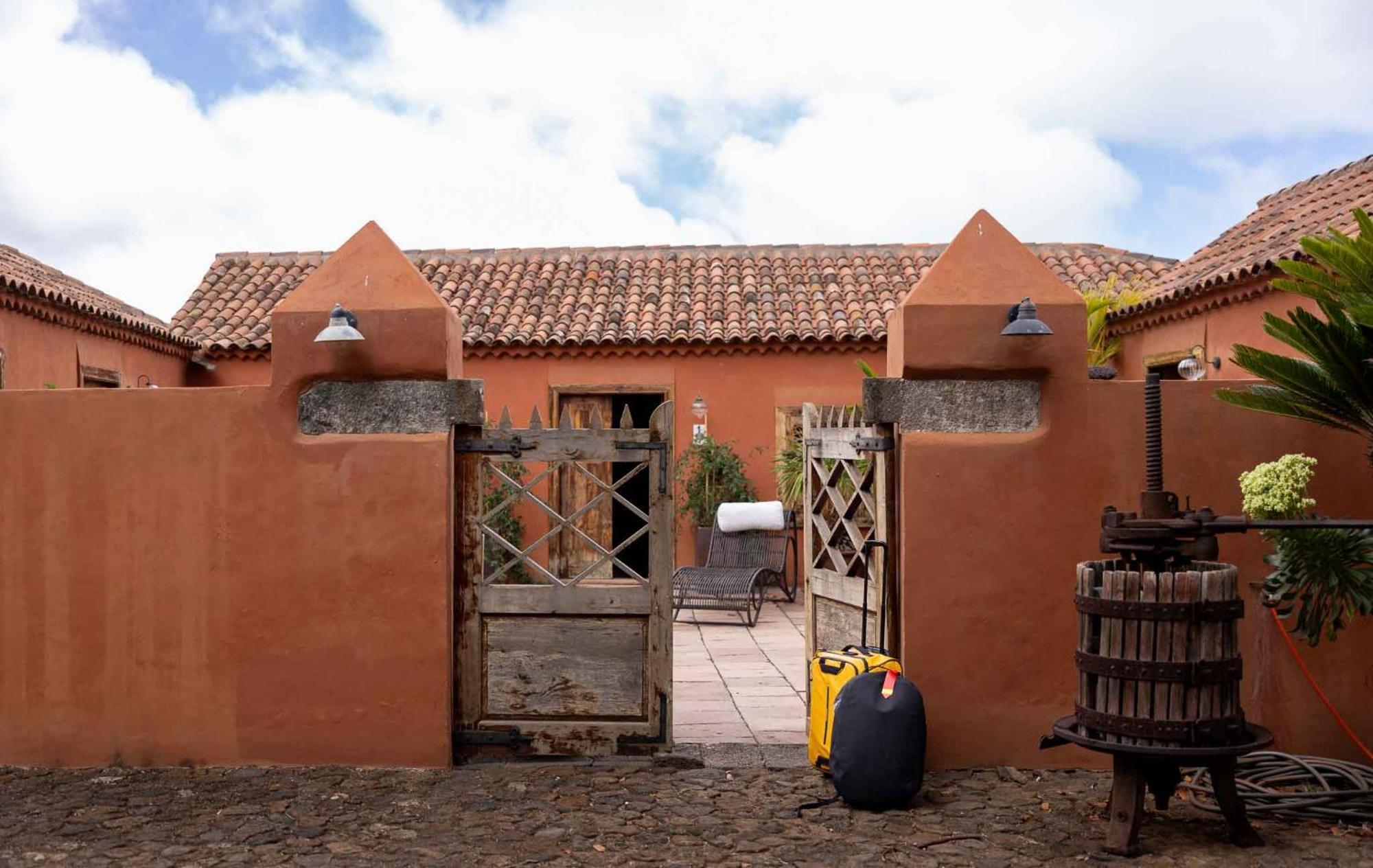 Haciendas Del Valle-montemayor *