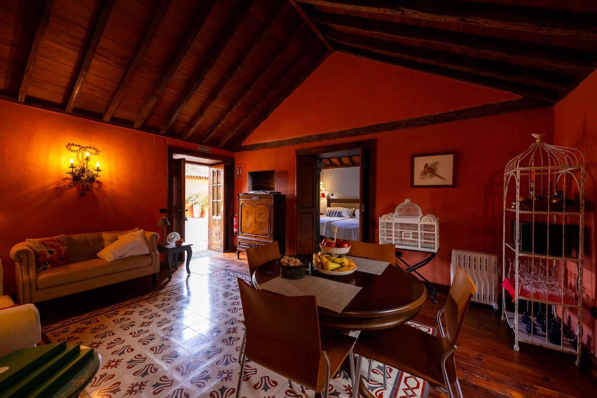 Haciendas Del Valle-montemayor Las Toscas