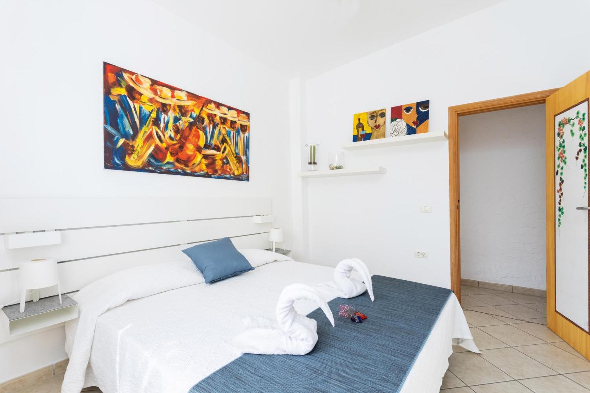Casa Almendra - Private Pool - Ocean View - Bbq - Garden - Terrace - Free Wifi - Child & Pet-friendly - 4 Bedrooms - 8 People Hébergement de vacances *