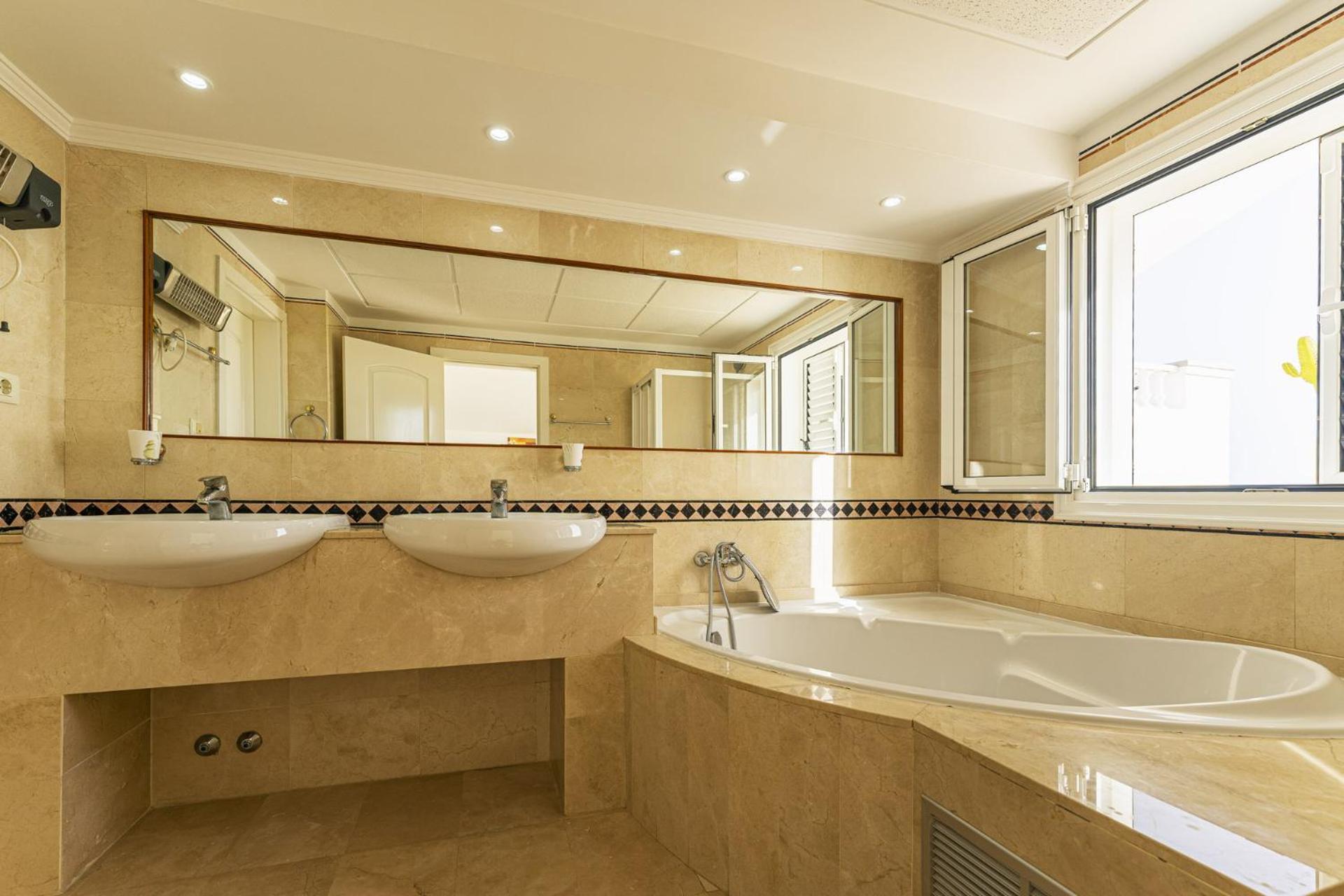 Marbella Villa *