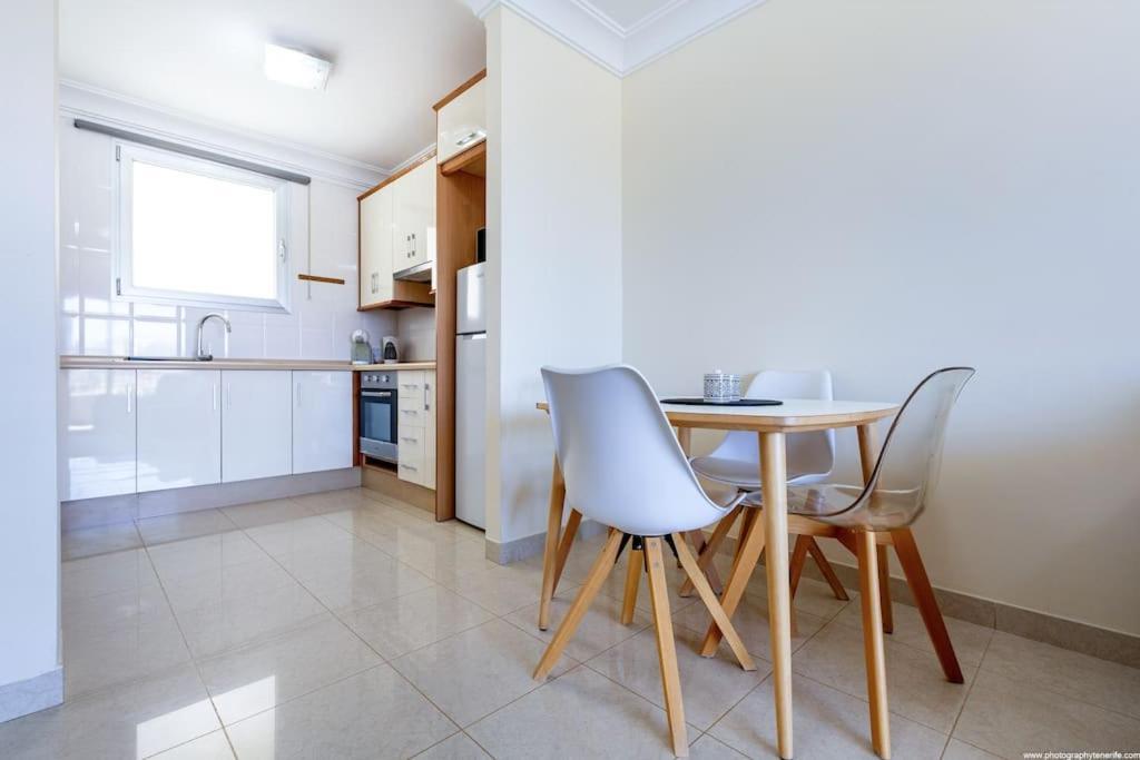 Magic Garden And Ocean View Apartamento *