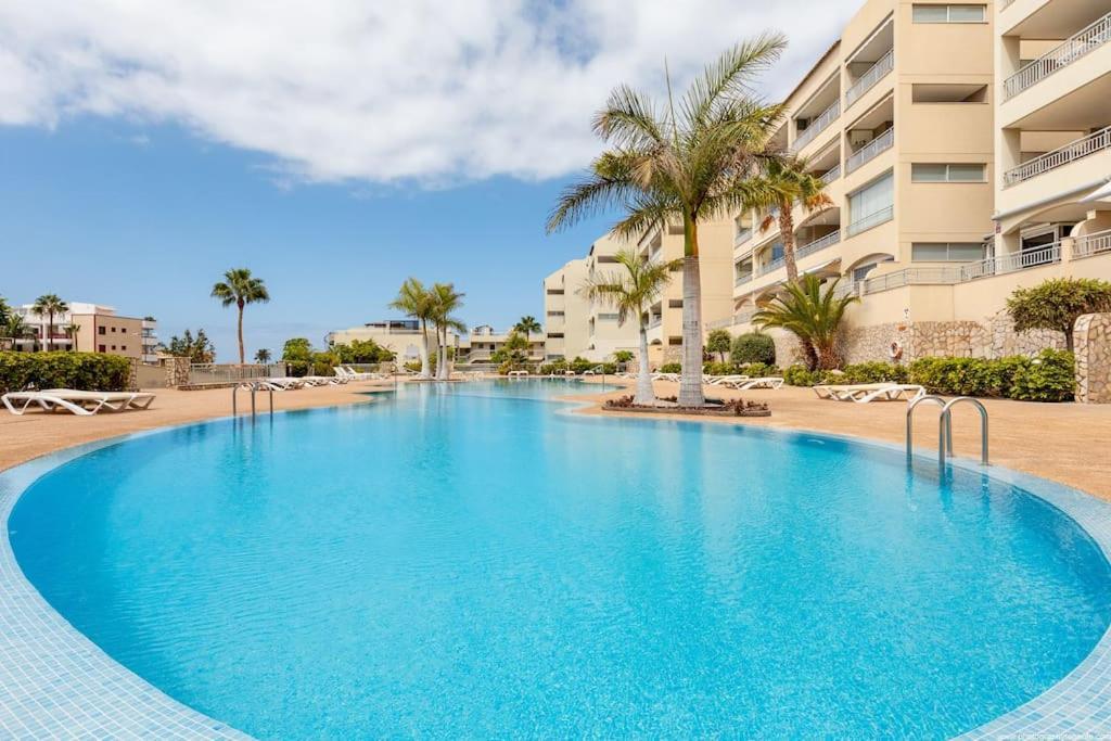 Magic Garden And Ocean View Apartamento *