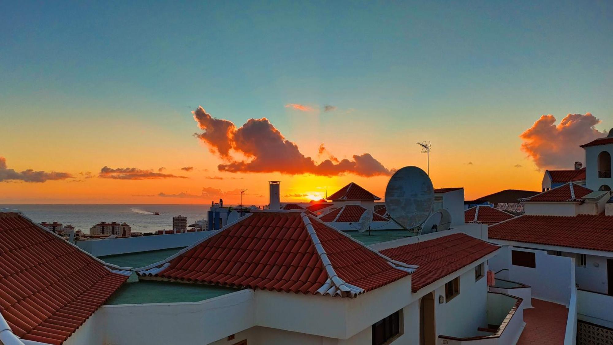 Apartamento Modern Apartment, Heated Pool & 2 Terraces Los Cristianos (Tenerife)