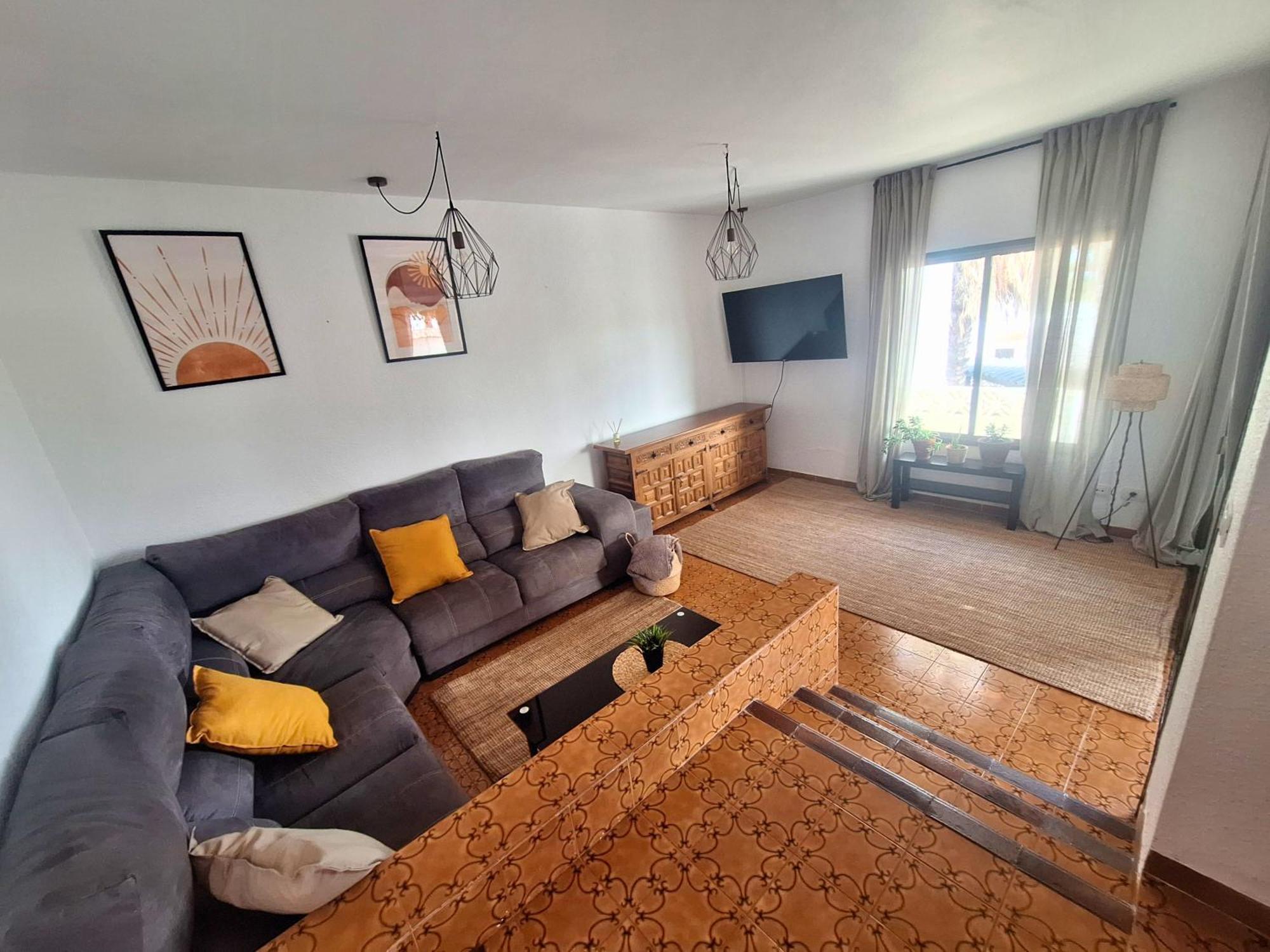 Con Piscina Privada De 2 Dormitorios, Terrazas, Jardin Y Barbacoa - Casa Momo *