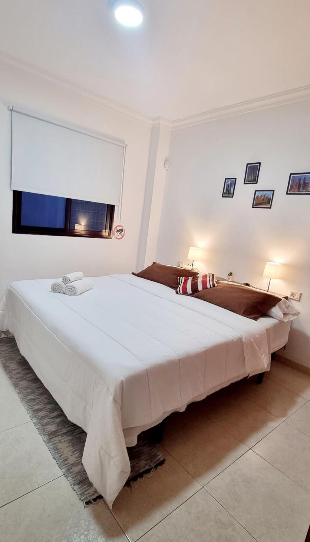 Pensión Almar We Go! Privadas En Alcala - Private - Pieces Privees - In Shared Alcalá la Real
