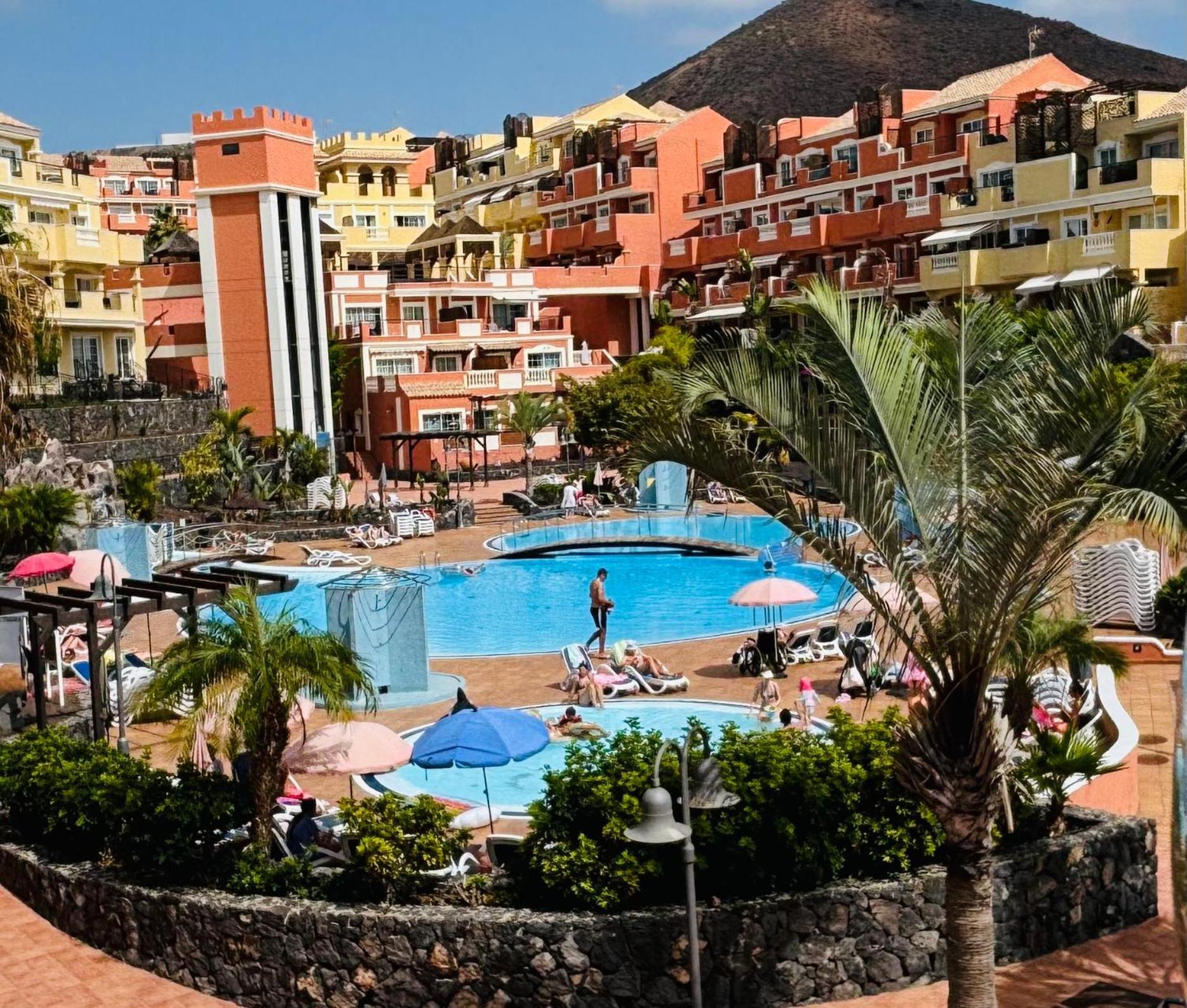 Happy Granada * Los Cristianos (Tenerife)